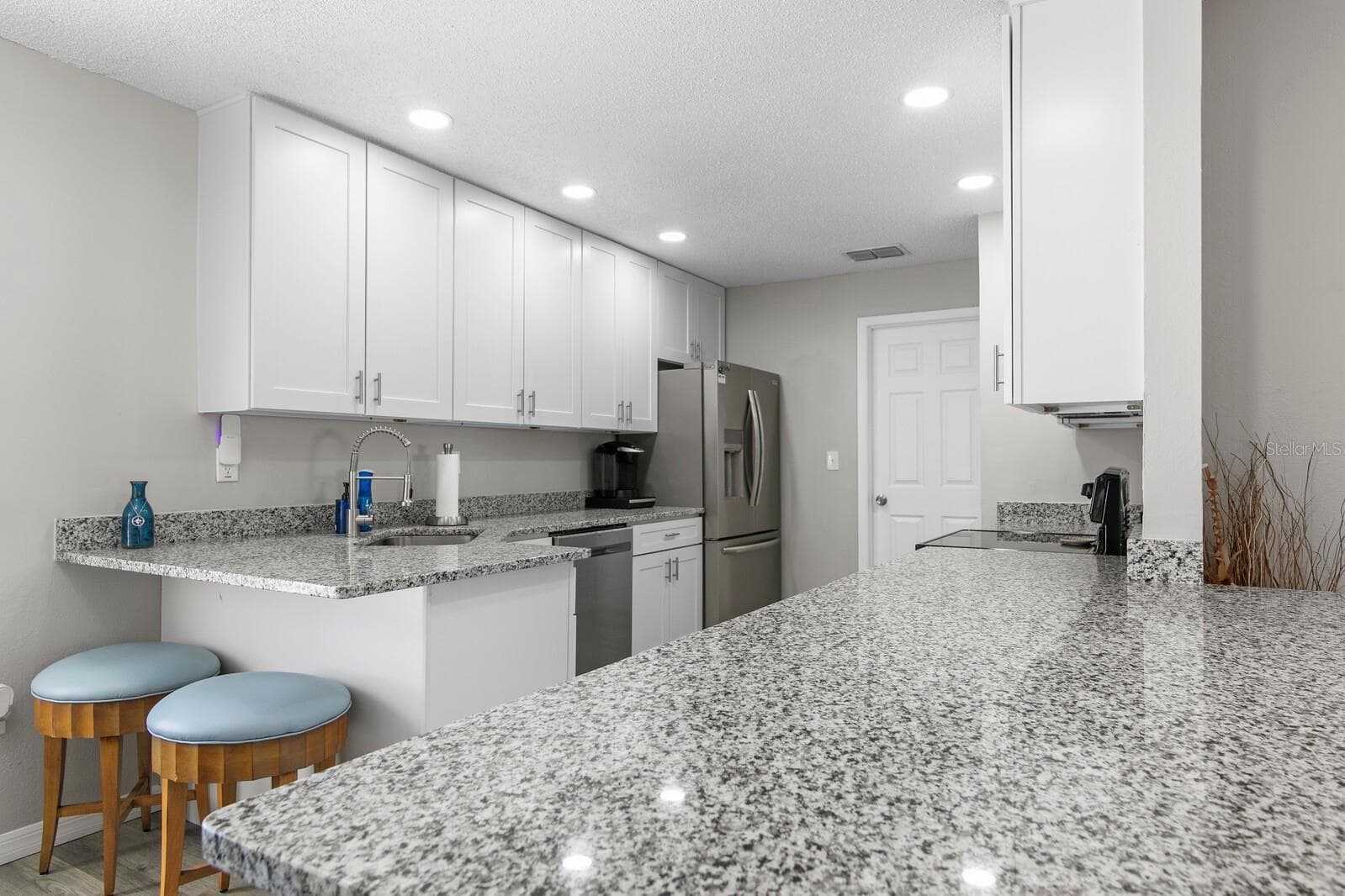 Single Family Residence at 3189 PINE FOREST CT, PALM HARBOR, photo 7 of 26
