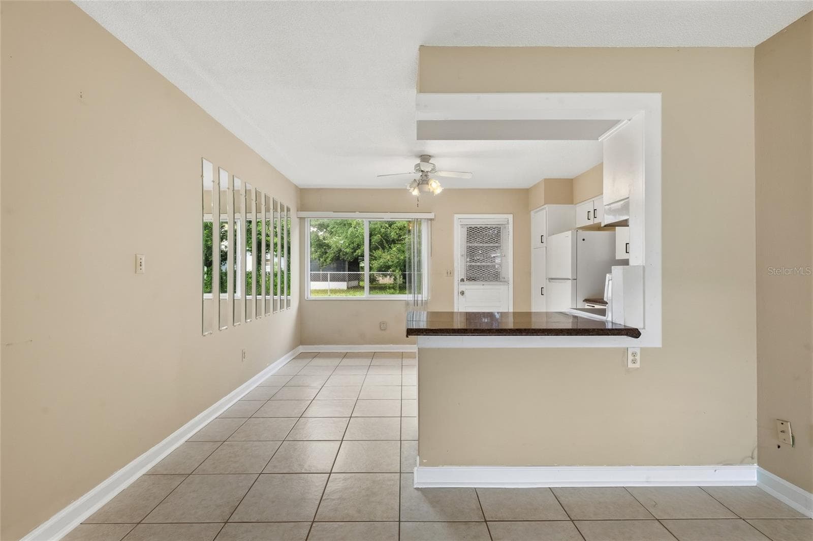 Condominium at 825 N PRIMROSE DR #111, ORLANDO, photo 7 of 28