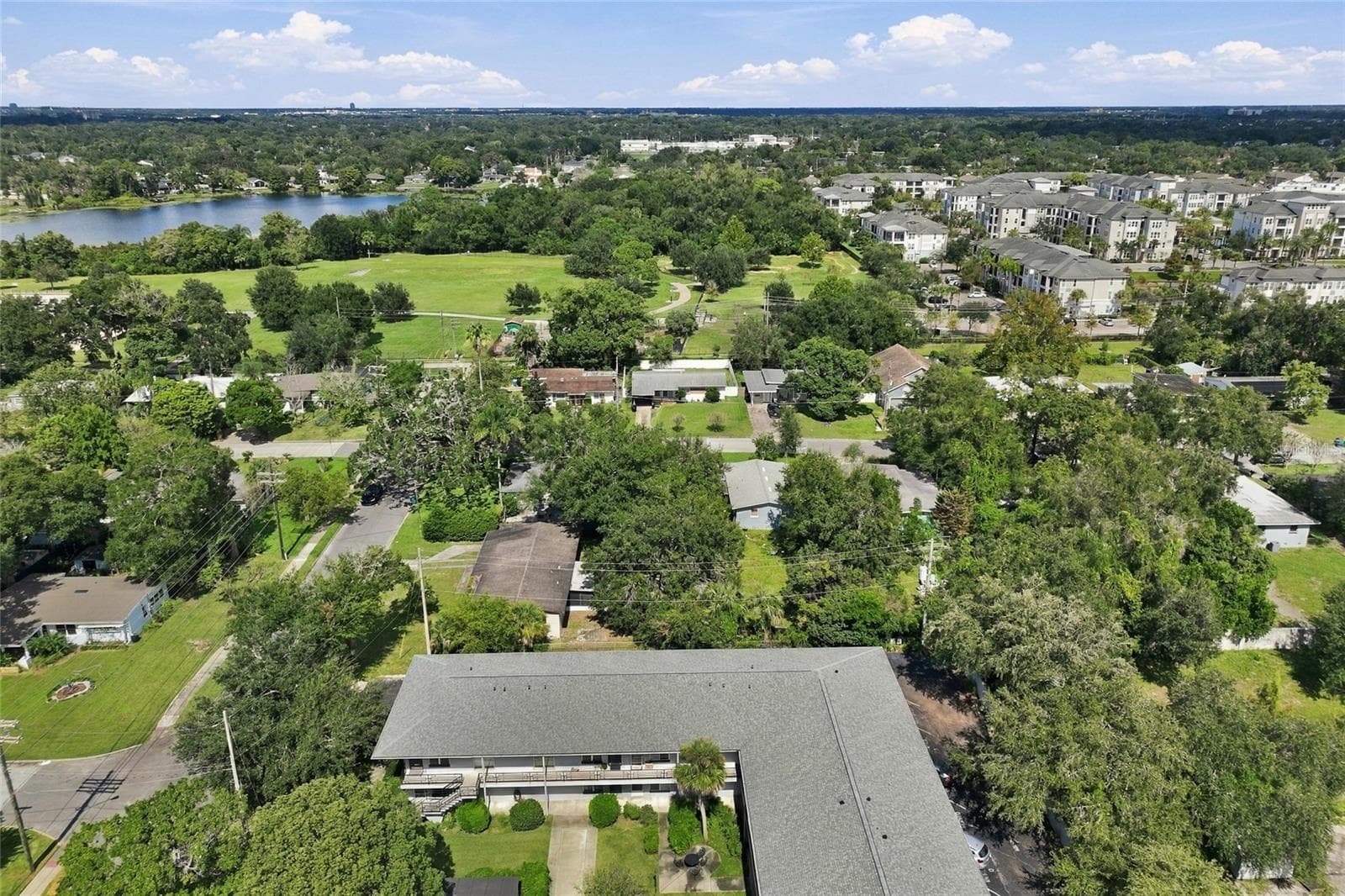 Condominium at 825 N PRIMROSE DR #111, ORLANDO, photo 24 of 28