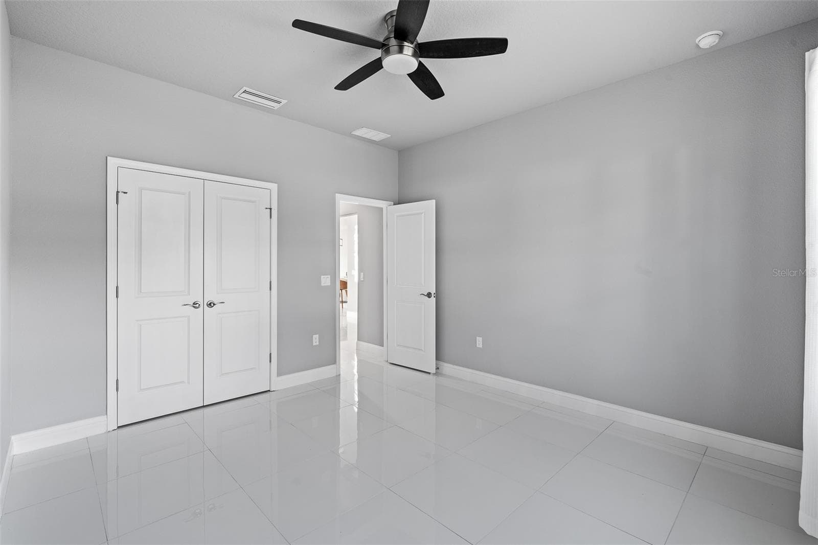 Single Family Residence at 20 EVANSVILLE LN, PALM COAST, photo 31 of 48