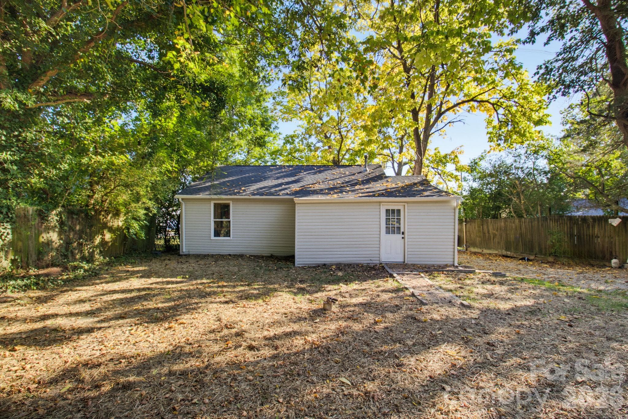 Single Family Residence at 111 Englewood Drive, Archdale, photo 29 of 30
