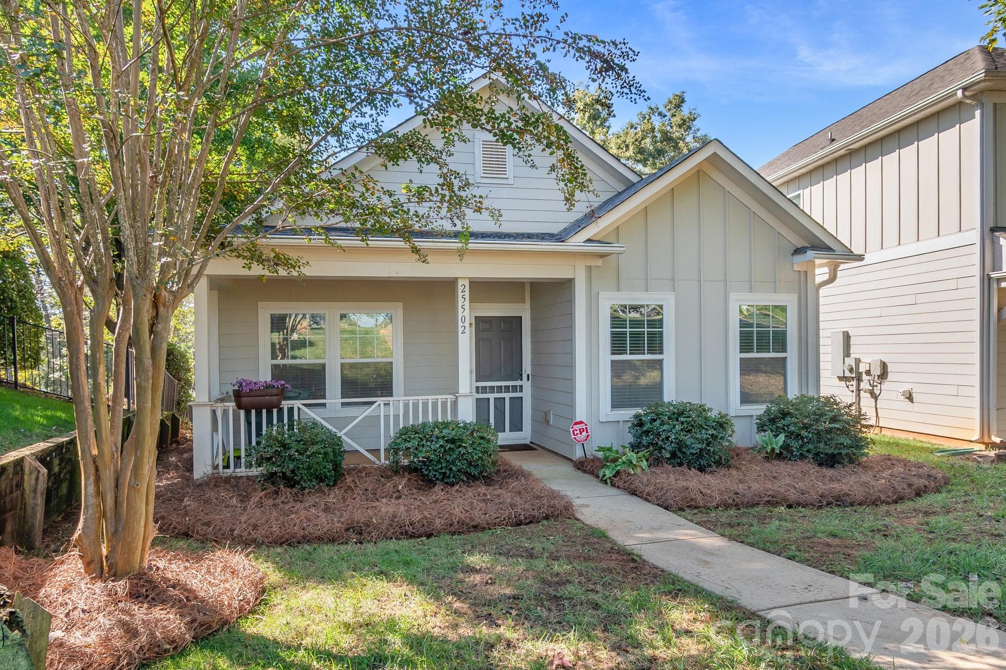 Single Family Residence at 25502 Seagull Drive, Lancaster, photo 4 of 44