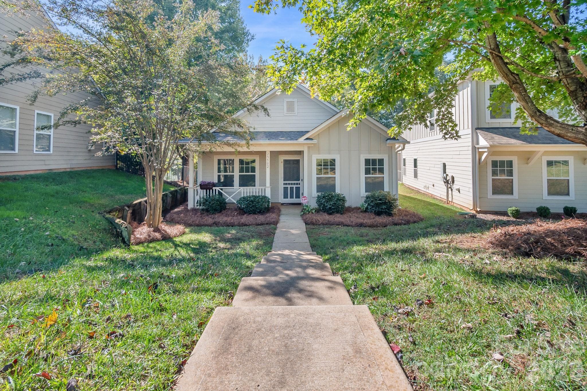 Single Family Residence at 25502 Seagull Drive, Lancaster, photo 7 of 44