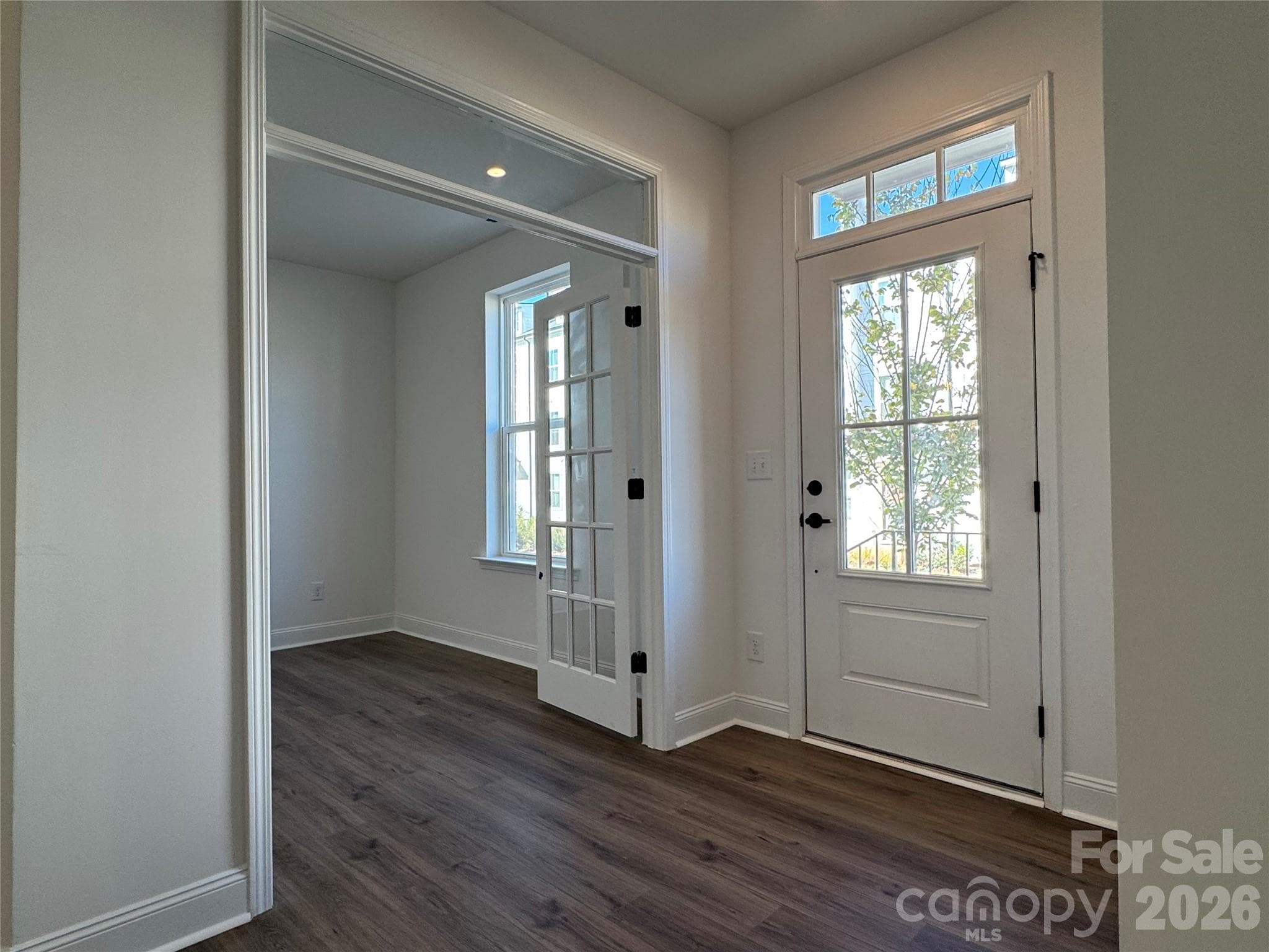 Townhouse at 3106 Middle Street, Charlotte, photo 4 of 37