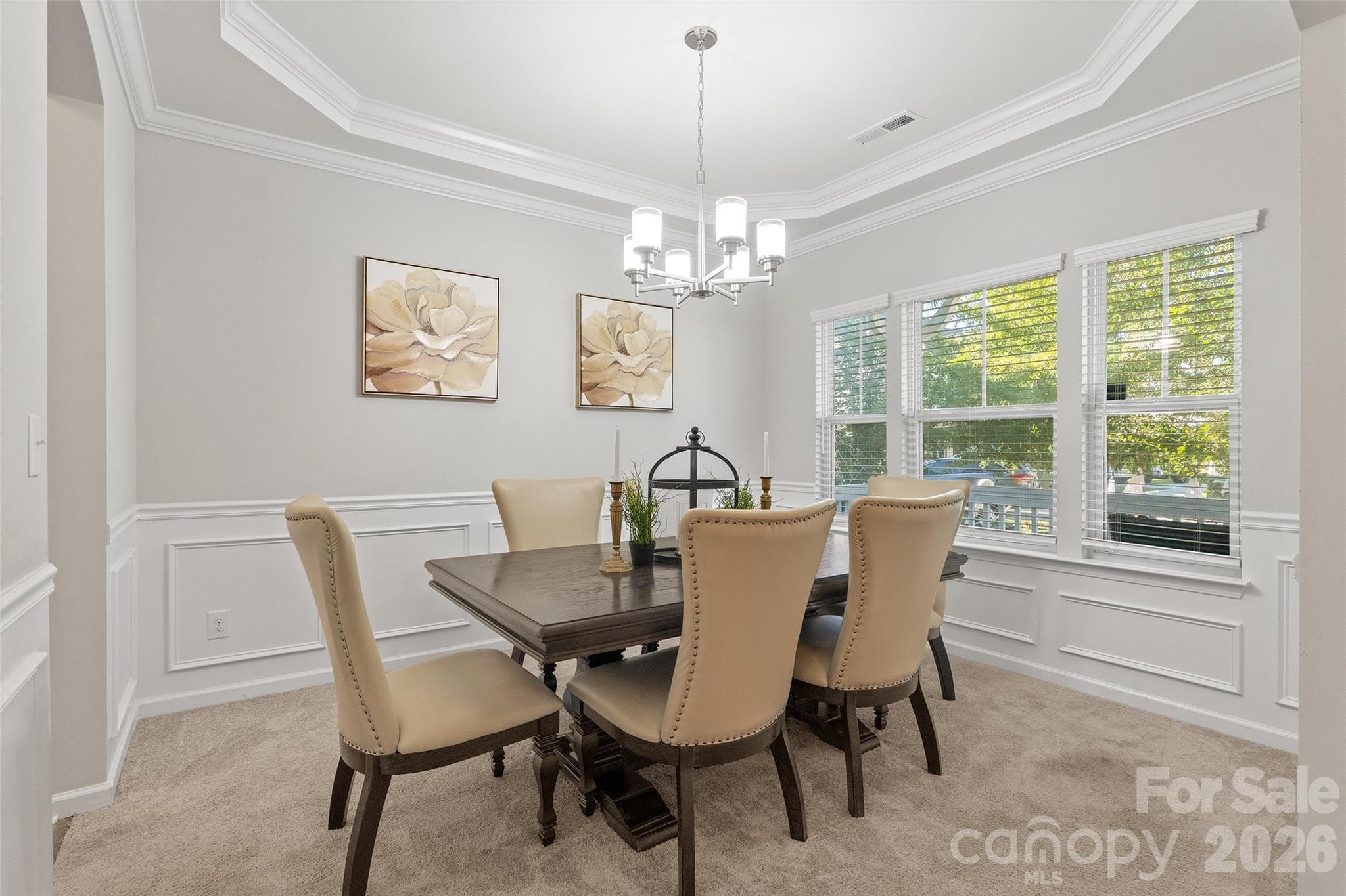 Formal Dining Rm - 423 Crisfield Court, York