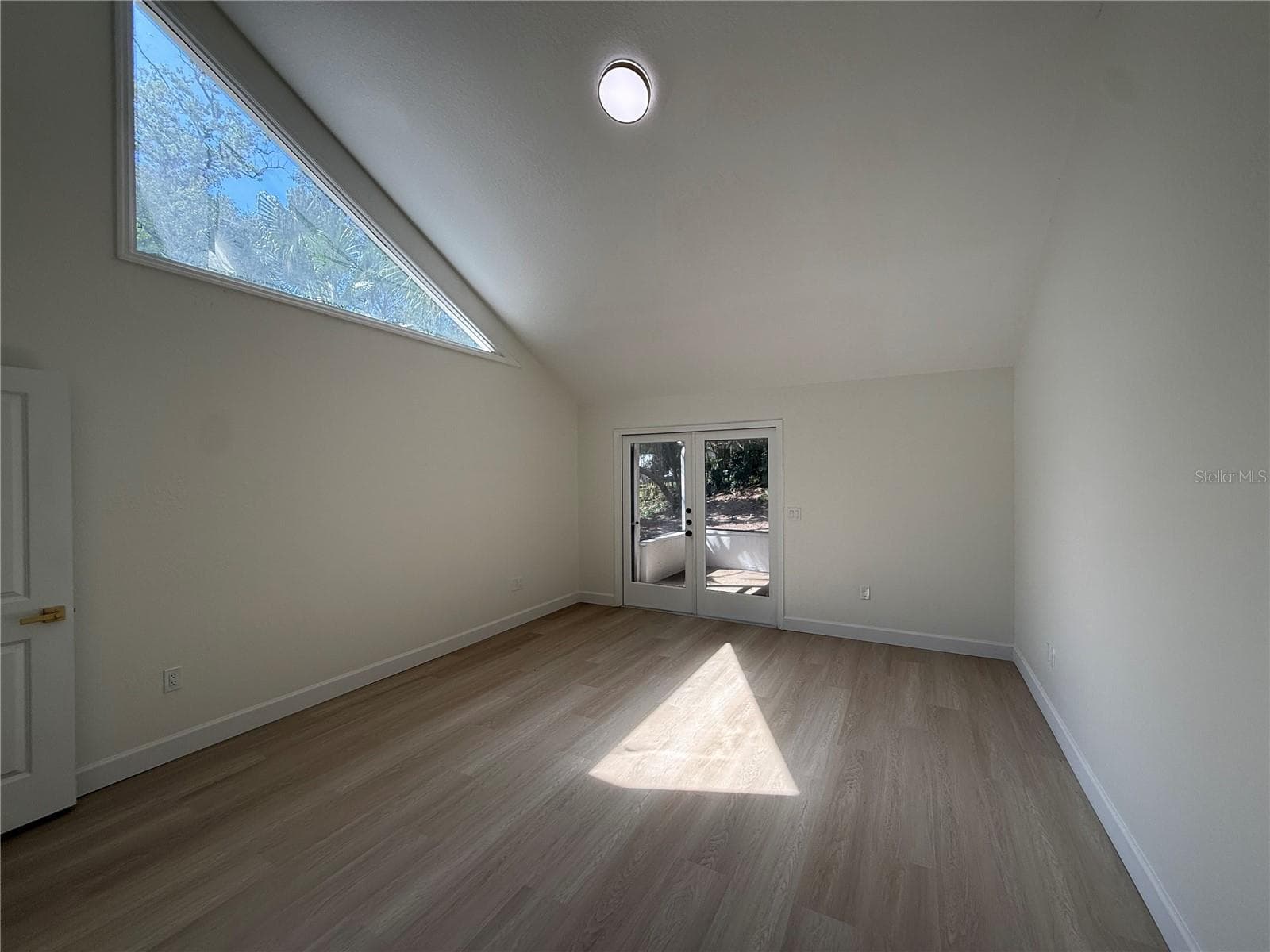 Single Family Residence at 6926 ODONIEL LOOP W, LAKELAND, photo 12 of 31