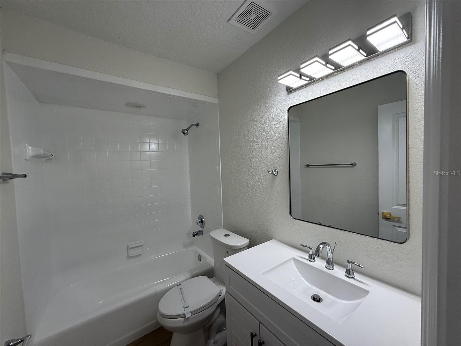 Single Family Residence at 6926 ODONIEL LOOP W, LAKELAND, photo 25 of 31