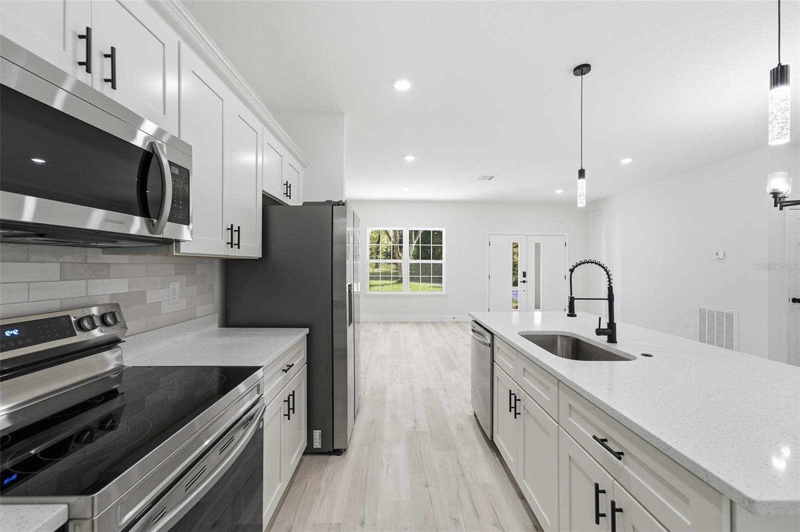 Single Family Residence at 19487 SAINT GEORGE DR, DUNNELLON, photo 22 of 43