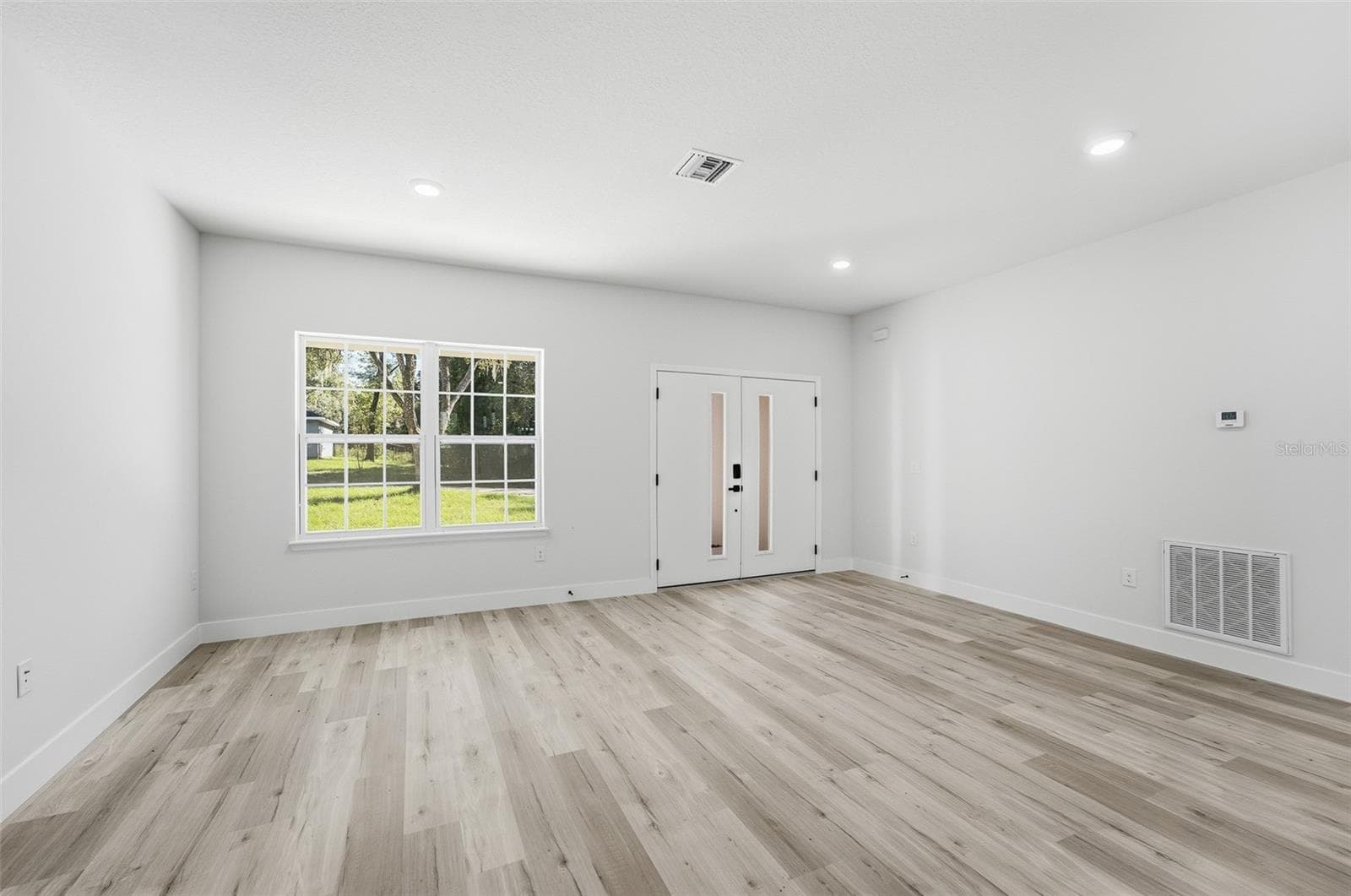 Single Family Residence at 19487 SAINT GEORGE DR, DUNNELLON, photo 24 of 43