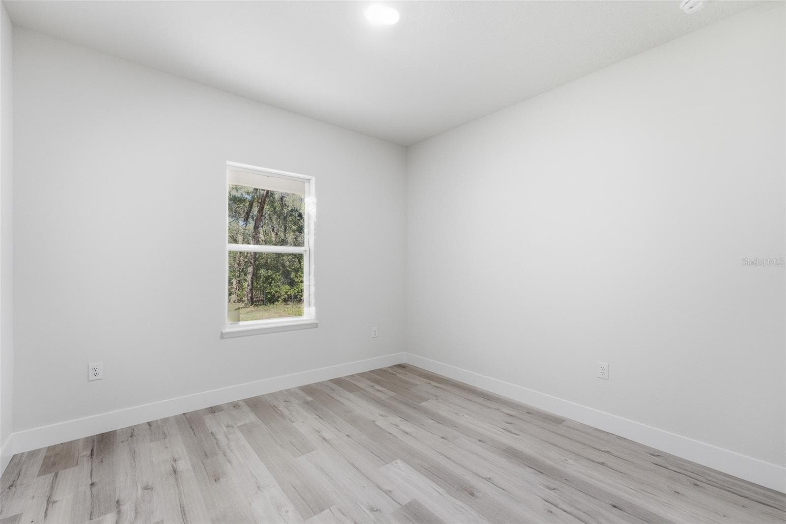 Single Family Residence at 19487 SAINT GEORGE DR, DUNNELLON, photo 33 of 43