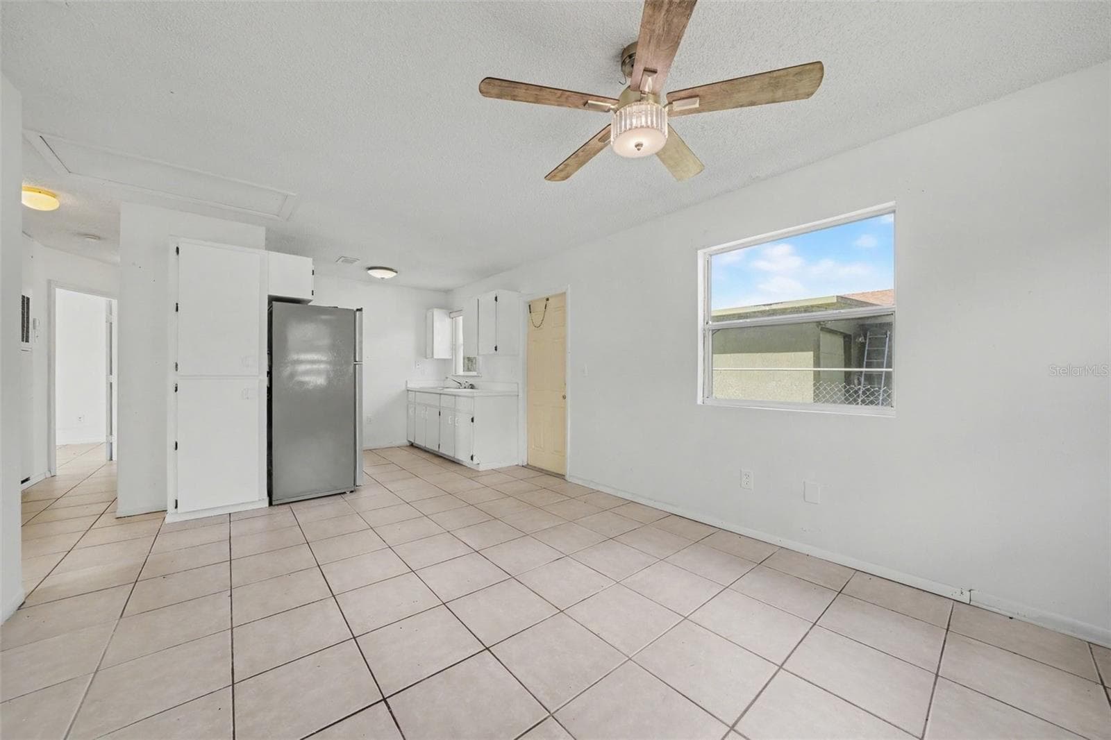 Single Family Residence at 2541 CRAWFORD DR, SANFORD, photo 7 of 26