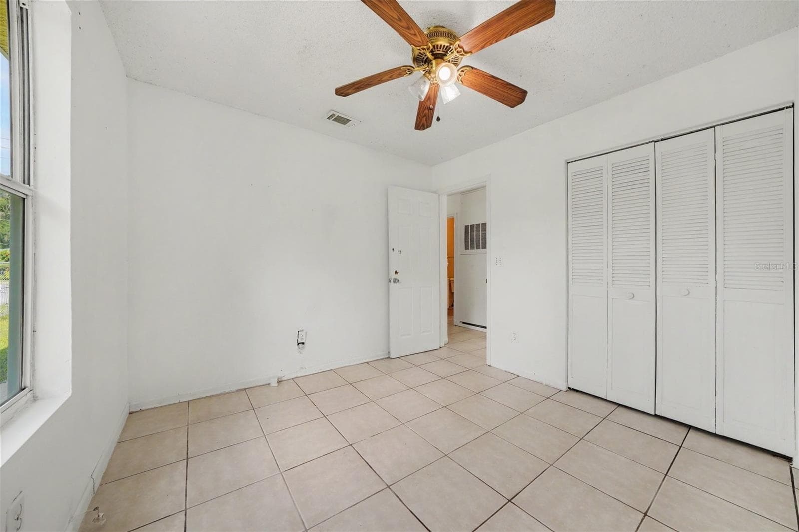 Single Family Residence at 2541 CRAWFORD DR, SANFORD, photo 19 of 26