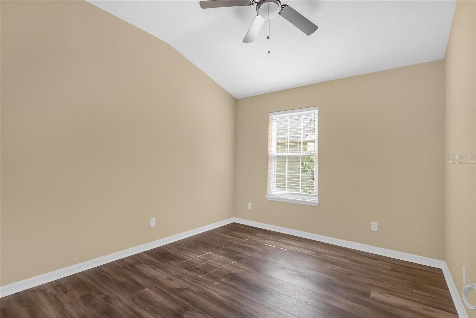 virtually staged - 910 ASHWORTH OVERLOOK DR #A, APOPKA