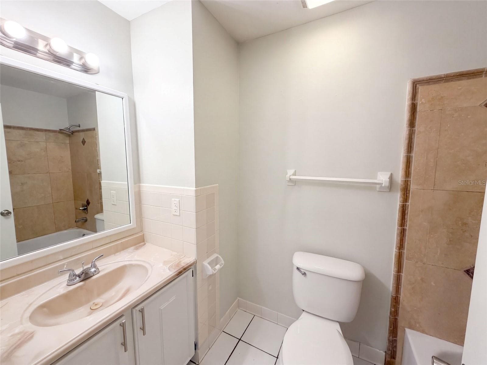 Single Family Residence at 904 SPRING CREEK DR, OCOEE, photo 15 of 37