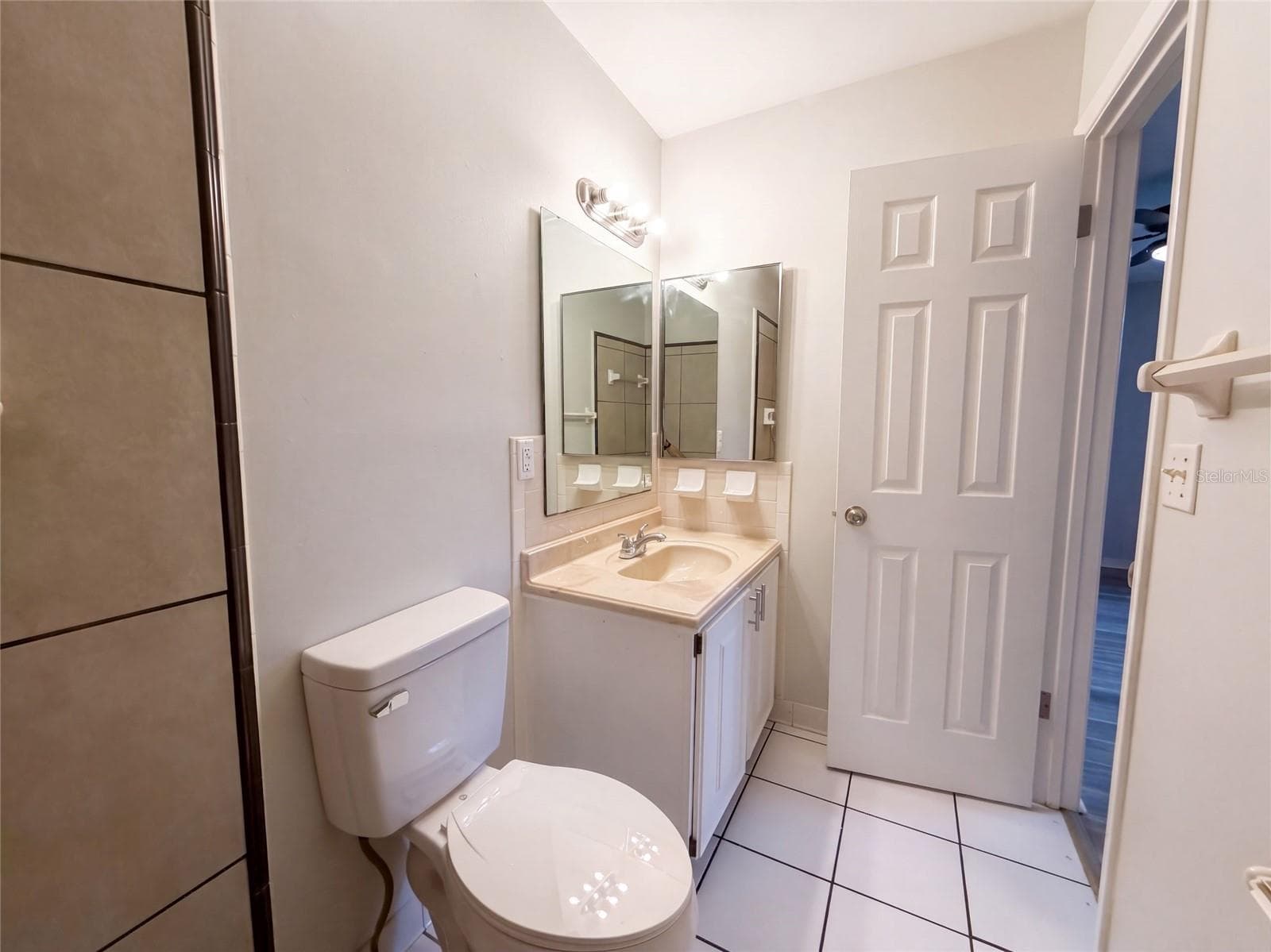 Single Family Residence at 904 SPRING CREEK DR, OCOEE, photo 17 of 37
