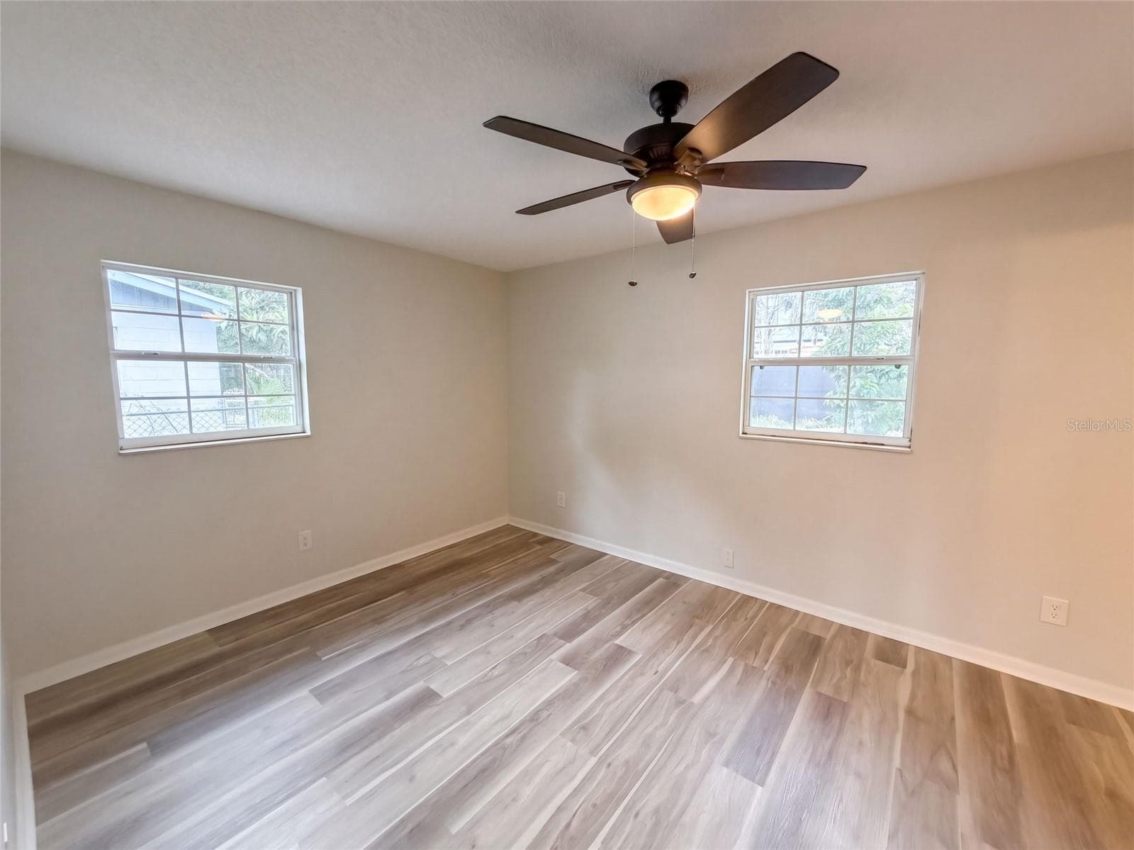Single Family Residence at 904 SPRING CREEK DR, OCOEE, photo 24 of 37