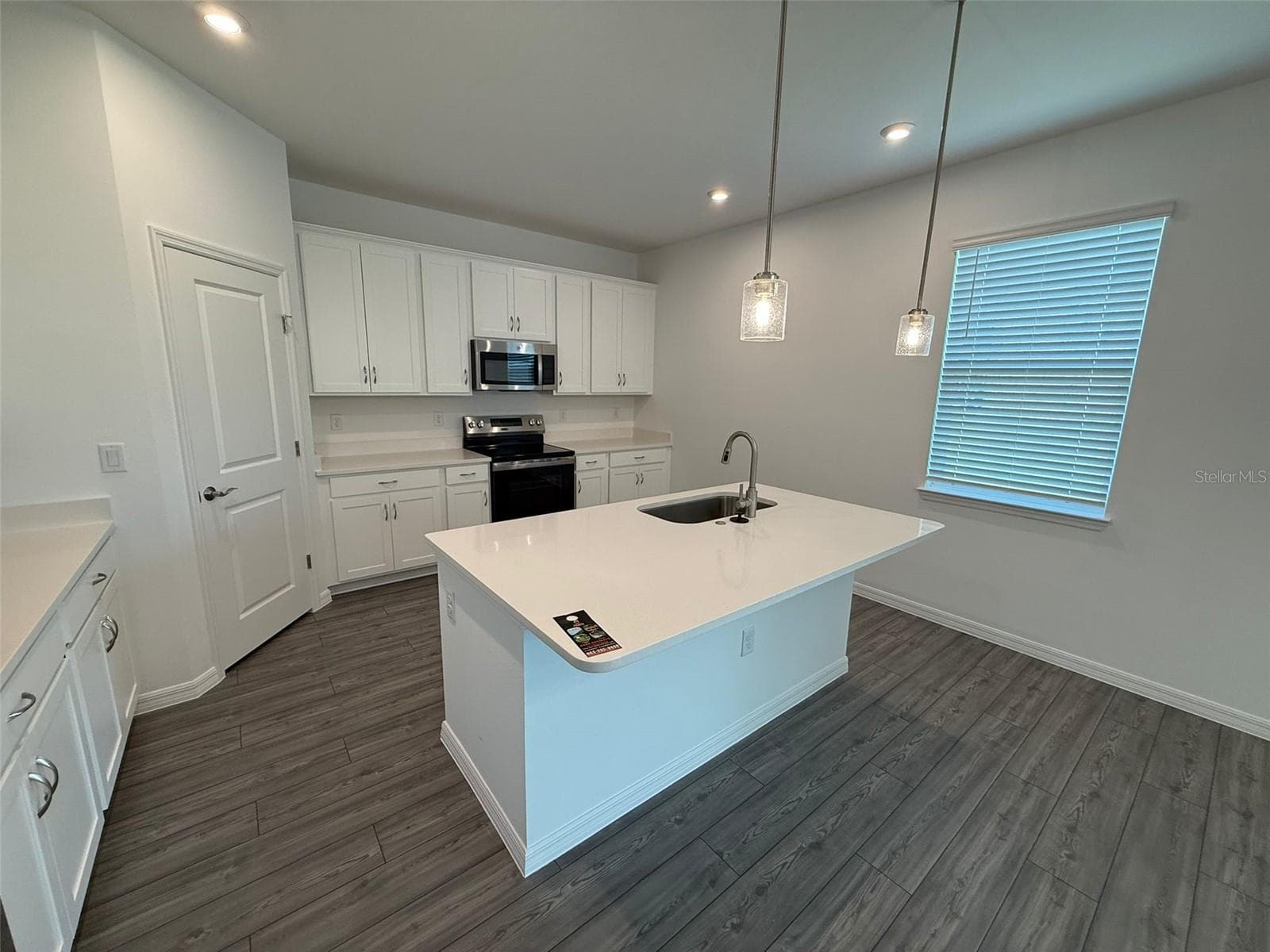 Single Family Residence at 3565 DAHLIA DR, HAINES CITY, photo 4 of 31