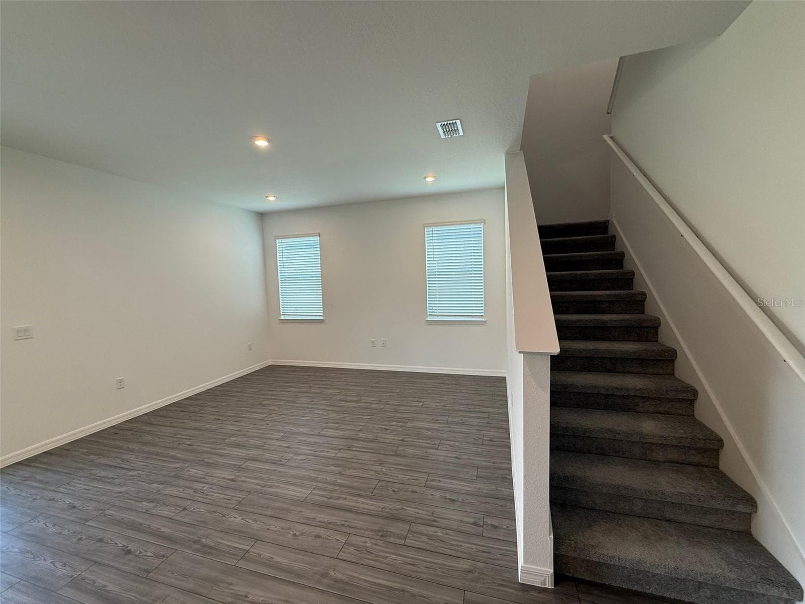 Single Family Residence at 3565 DAHLIA DR, HAINES CITY, photo 8 of 31