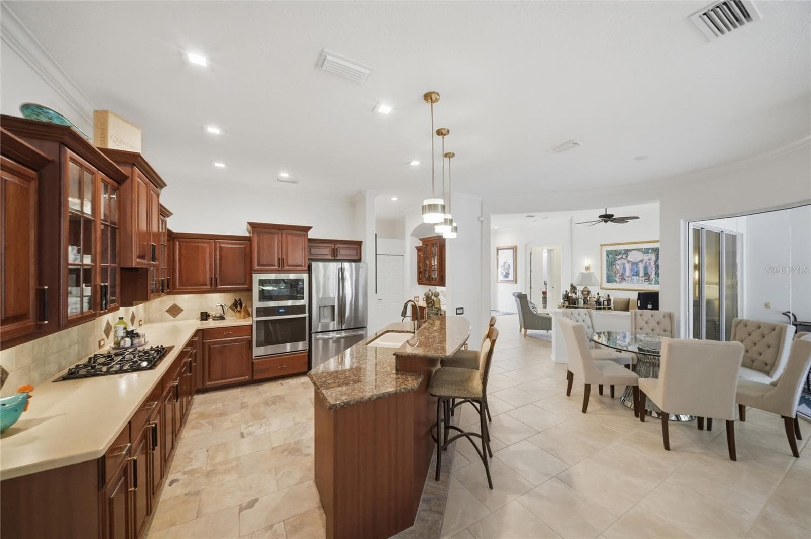 Single Family Residence at 6914 TREYMORE CT, SARASOTA, photo 12 of 37