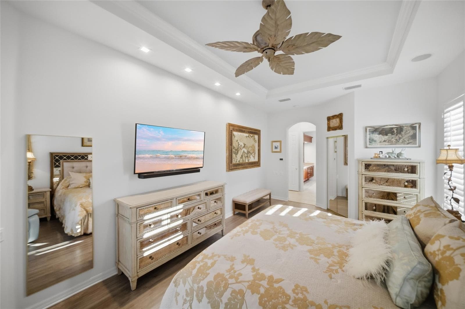 Single Family Residence at 6914 TREYMORE CT, SARASOTA, photo 17 of 37