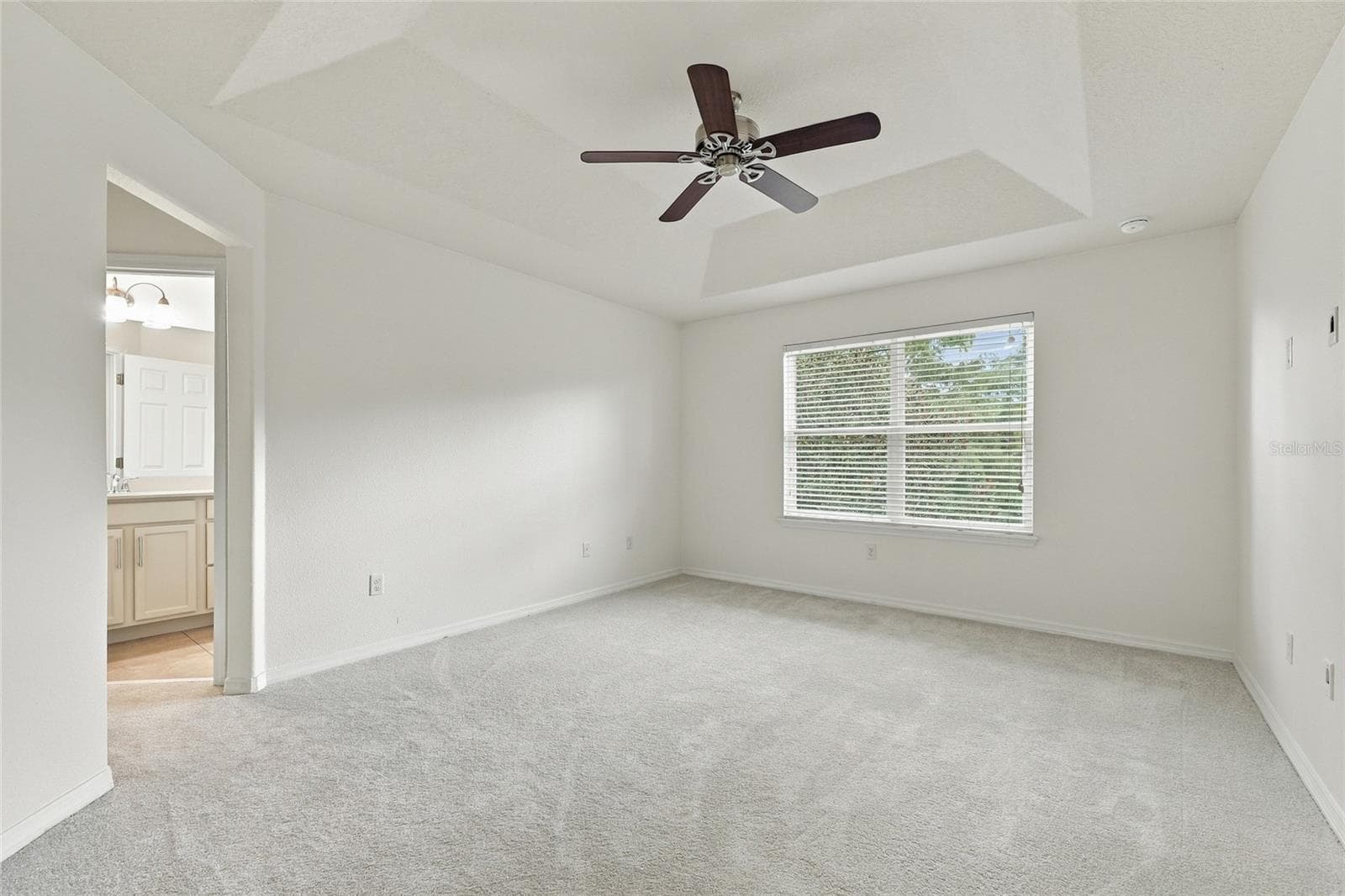 Townhouse at 9649 SILVER BUTTONWOOD ST, ORLANDO, photo 15 of 36