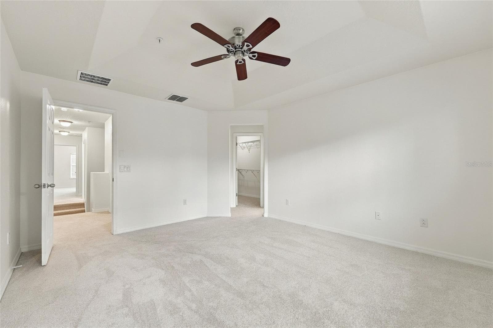 Townhouse at 9649 SILVER BUTTONWOOD ST, ORLANDO, photo 16 of 36