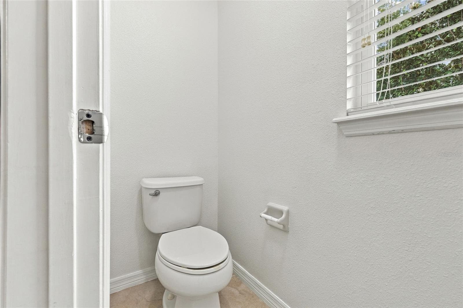 Townhouse at 9649 SILVER BUTTONWOOD ST, ORLANDO, photo 19 of 36