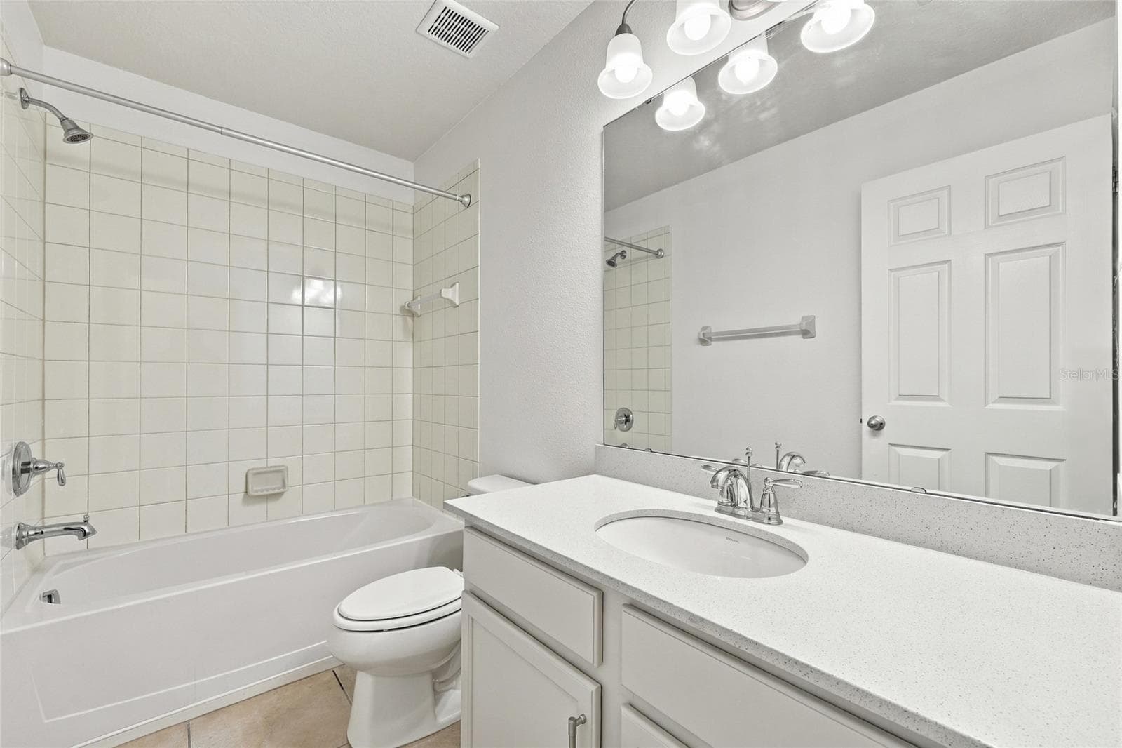 Townhouse at 9649 SILVER BUTTONWOOD ST, ORLANDO, photo 23 of 36