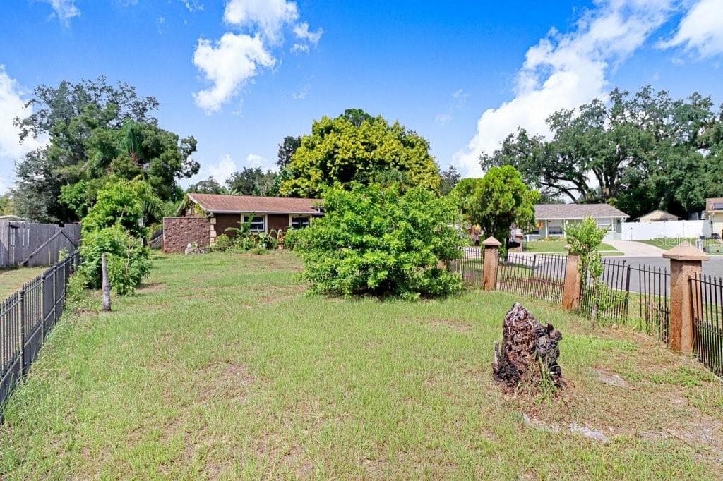 Single Family Residence at 6720 FORRESTVALE LN, TAMPA, photo 41 of 41