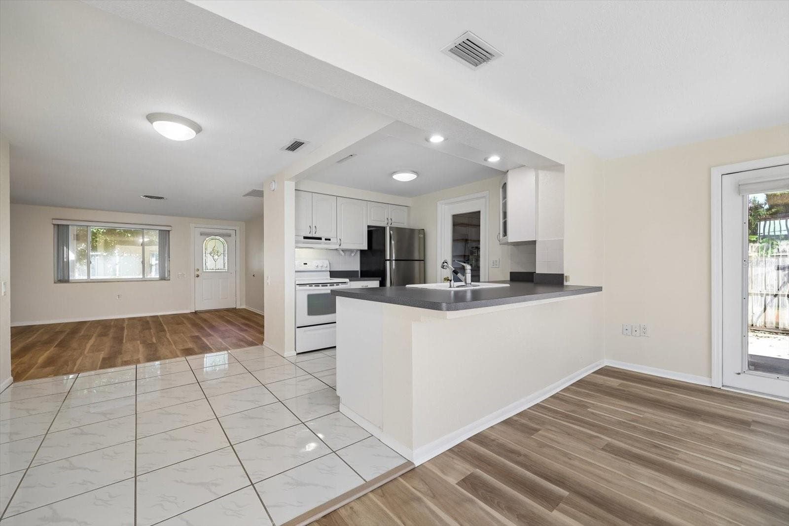 Single Family Residence at 9371 110TH ST, SEMINOLE, photo 17 of 48