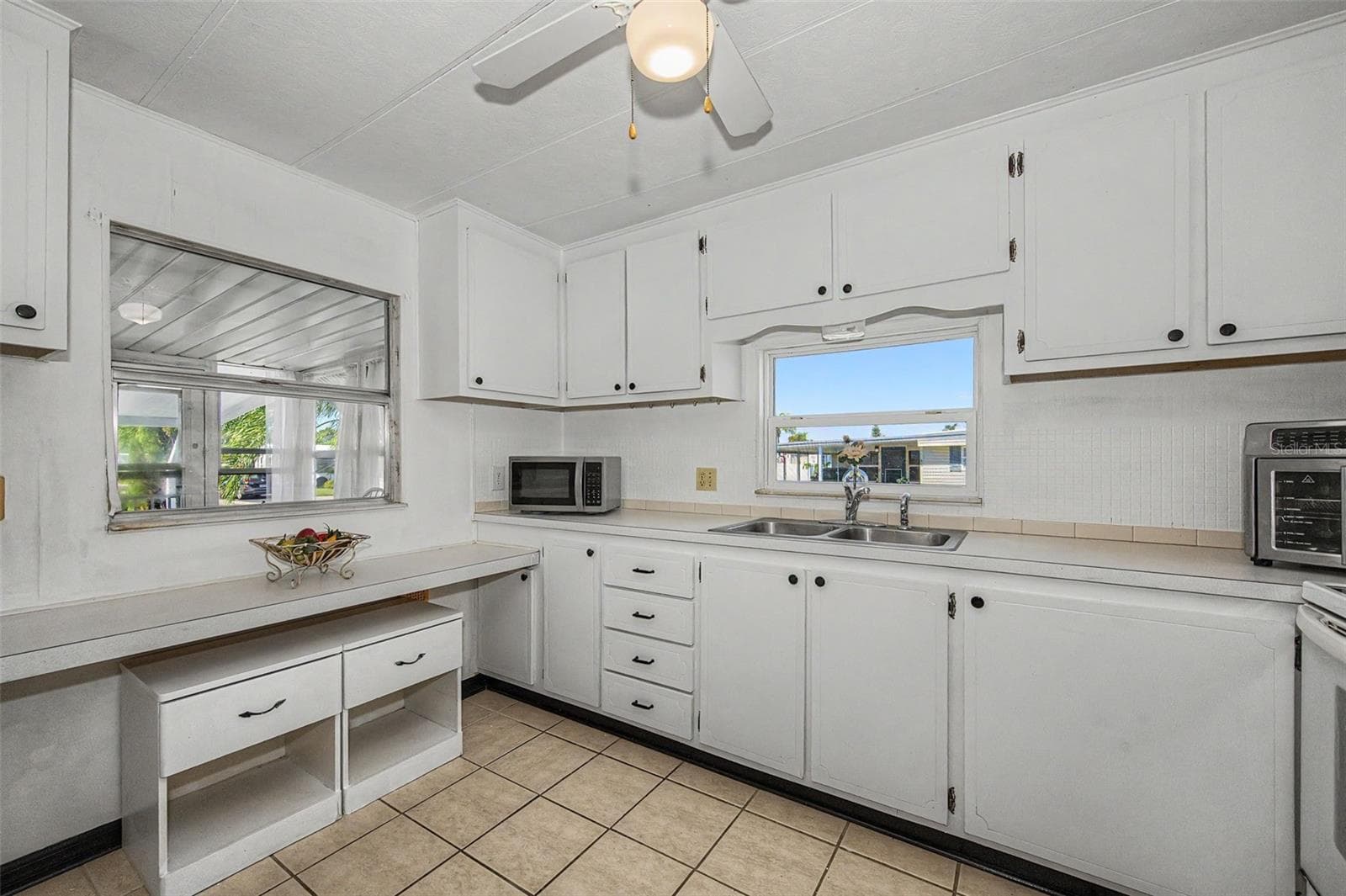 Mobile Home at 18 DRURY LN, TARPON SPRINGS, photo 22 of 84