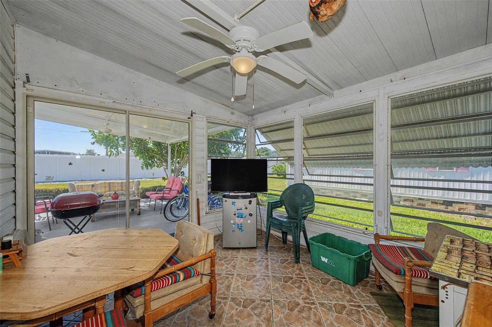 back Florida Room - 18 DRURY LN, TARPON SPRINGS