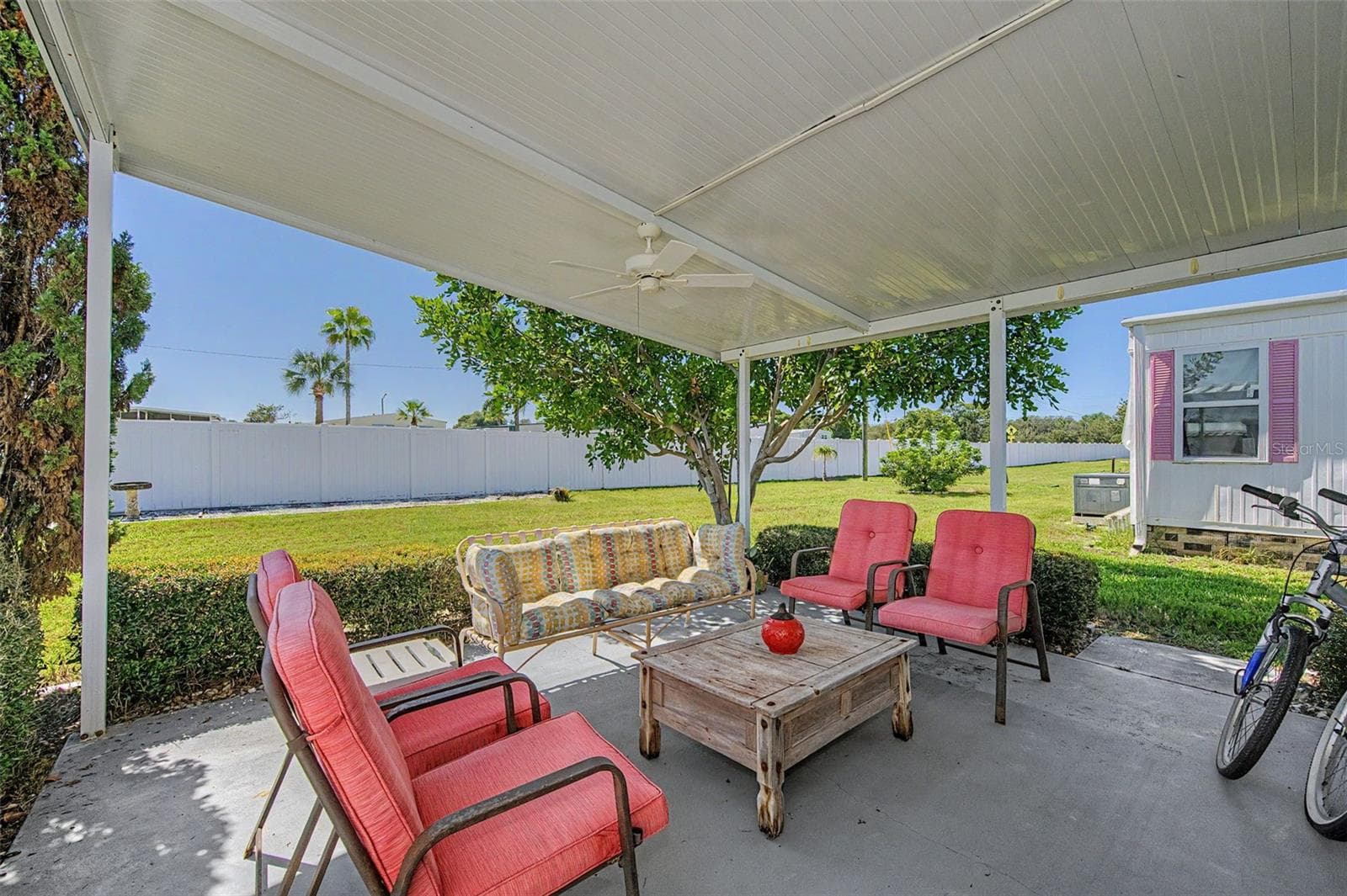 Back Patio - 18 DRURY LN, TARPON SPRINGS