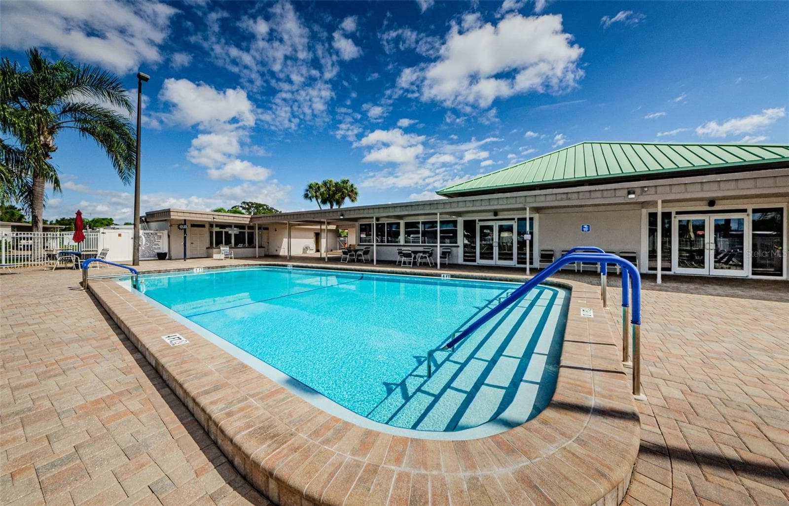 Mobile Home at 18 DRURY LN, TARPON SPRINGS, photo 50 of 84