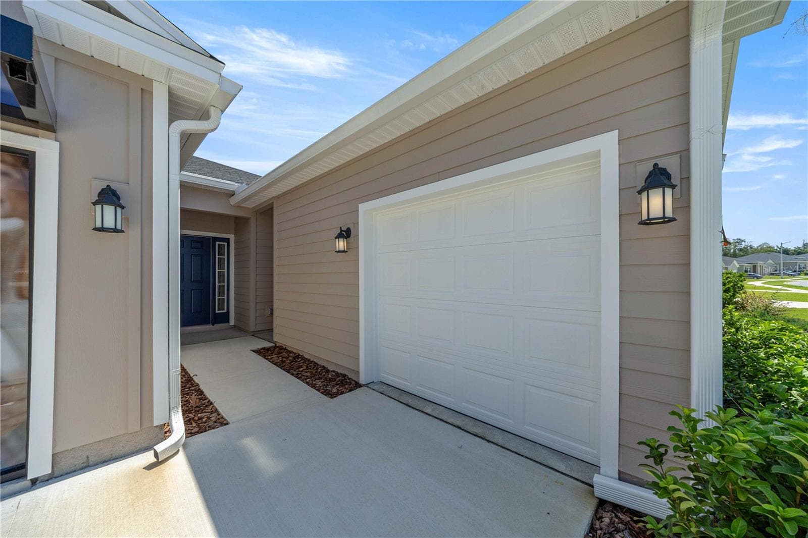 Single Family Residence at 8947 SW 69TH TER, OCALA, photo 3 of 30
