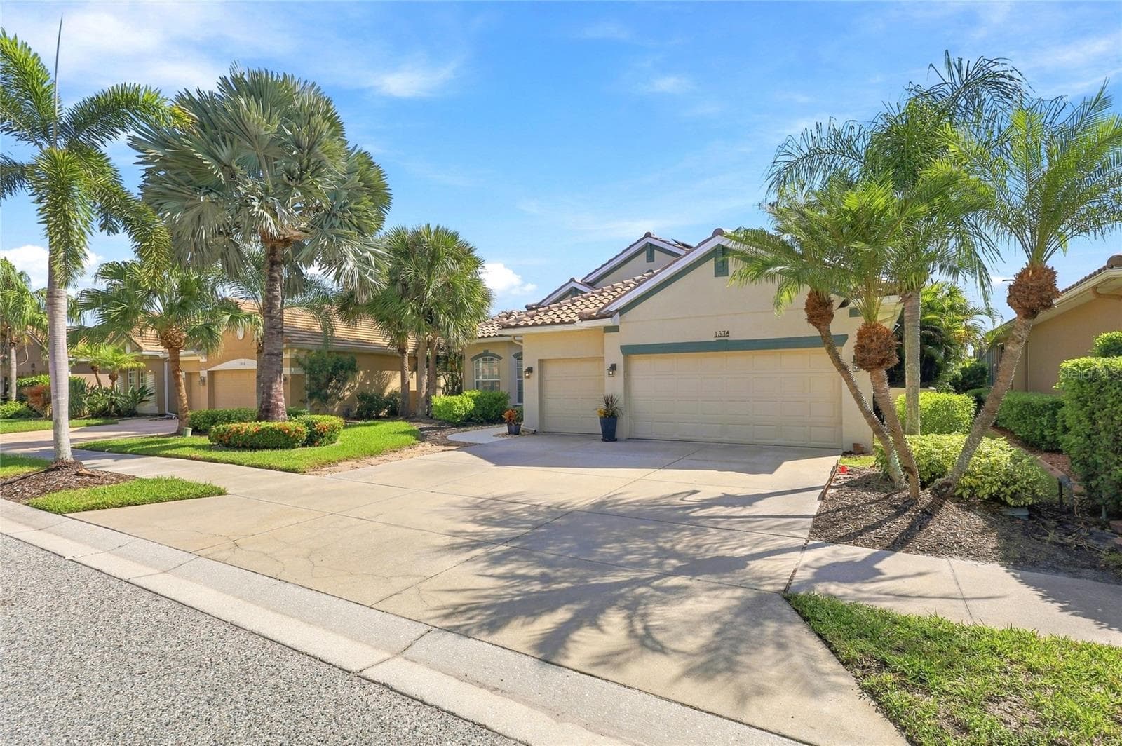 Single Family Residence at 1336 CREEK NINE DR, NORTH PORT, photo 3 of 58