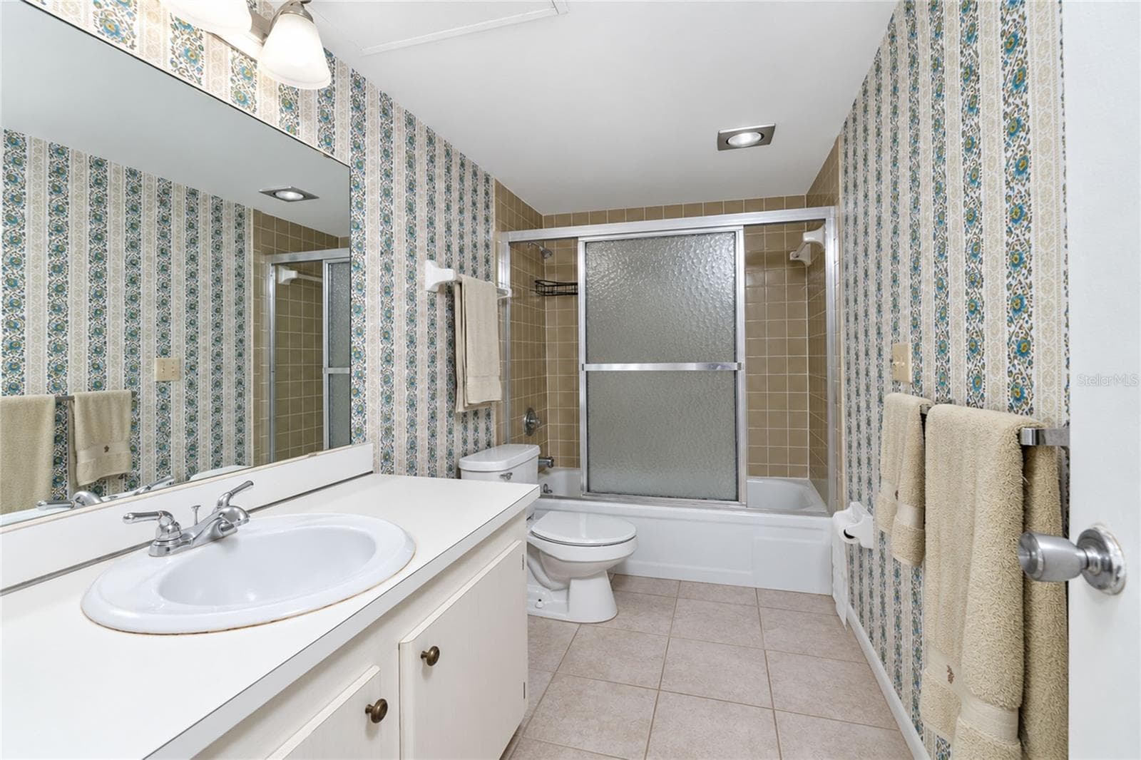 Condominium at 96 BOUNDARY BLVD #127, ROTONDA WEST, photo 26 of 60