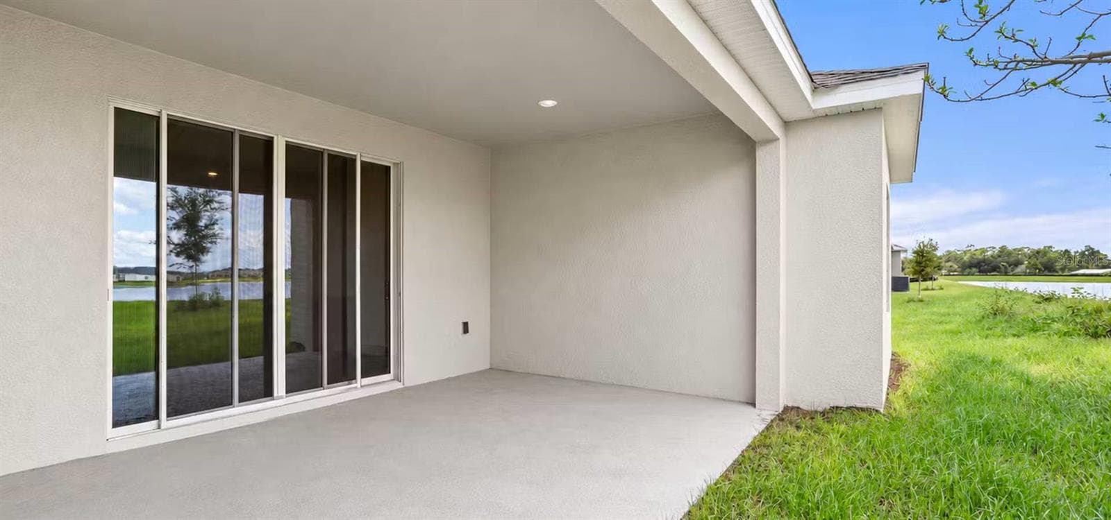 Single Family Residence at 6913 163RD DR E, PARRISH, photo 2 of 10