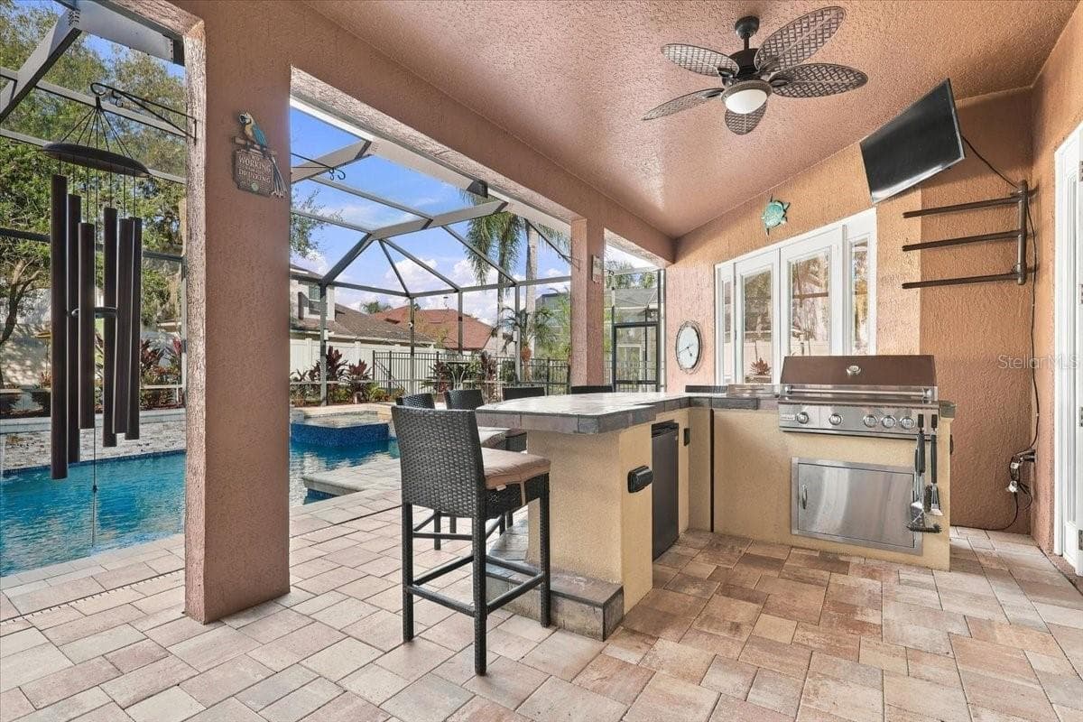 Well equppied Summer Kitchen. - 2631 TREYMORE DR, ORLANDO
