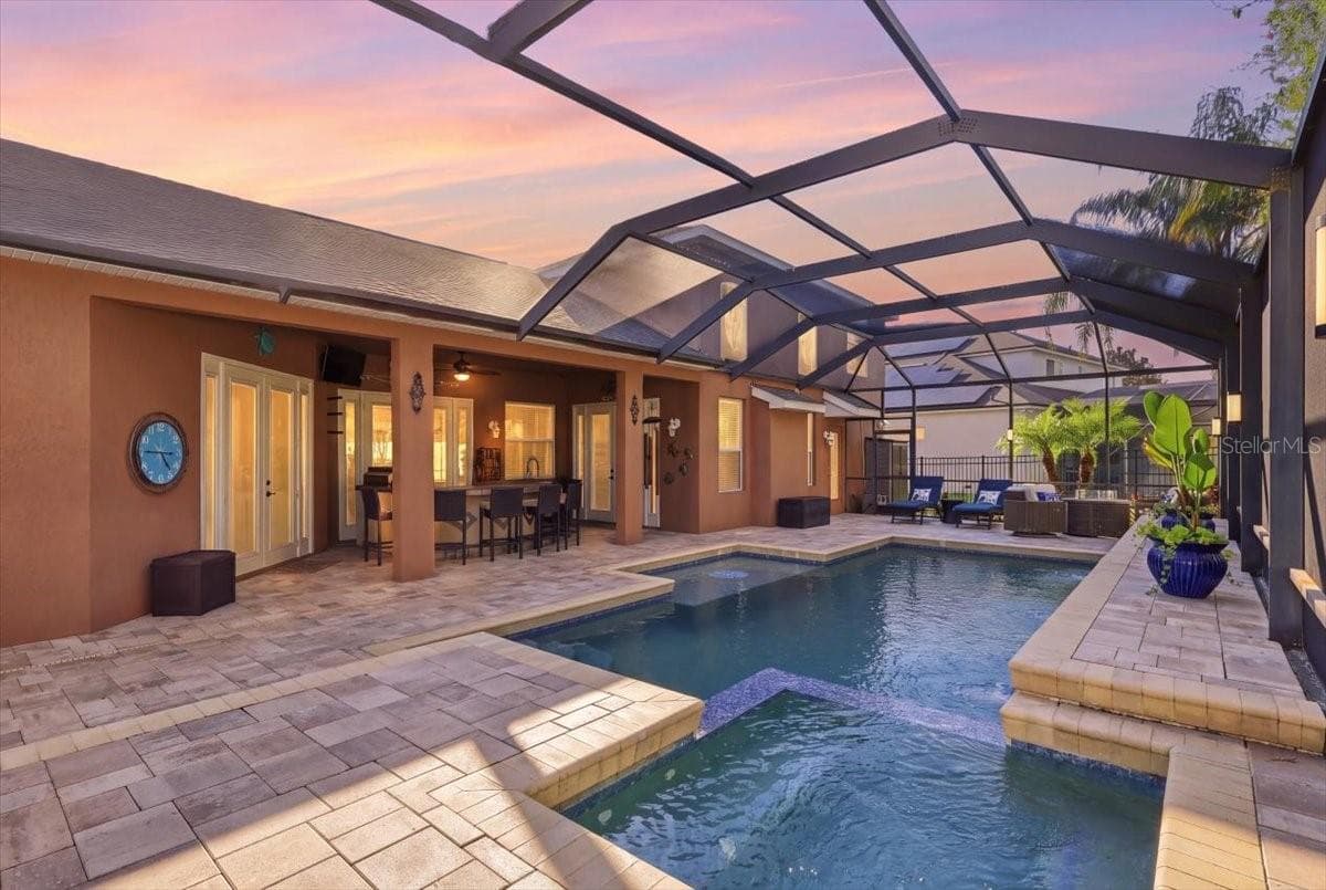The ultimate in indoor/outdoor living and entertaining. - 2631 TREYMORE DR, ORLANDO