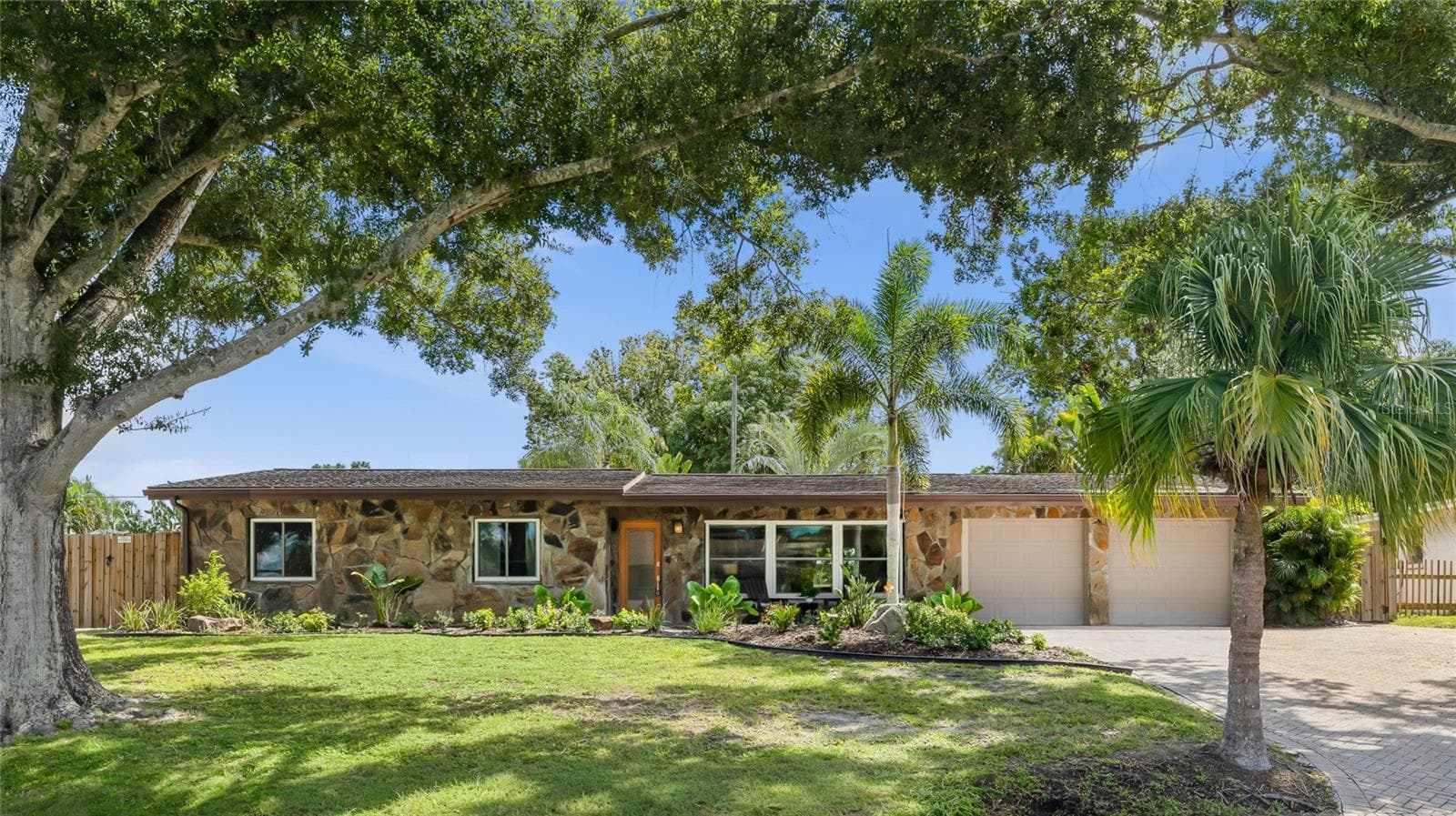 2630 SUNNYBROOK DR