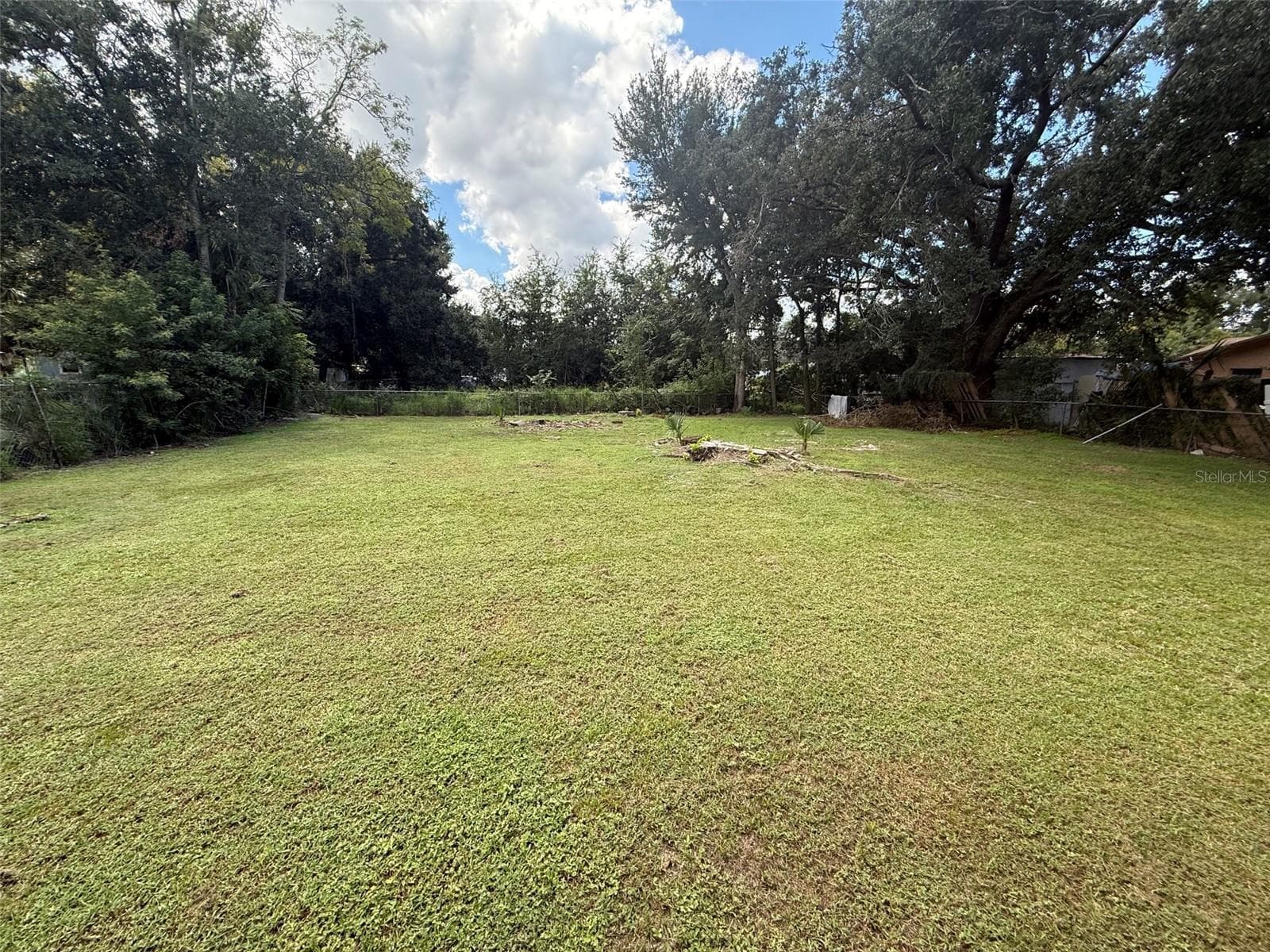 Single Family Residence at 170 W 7TH ST, APOPKA, photo 6 of 6
