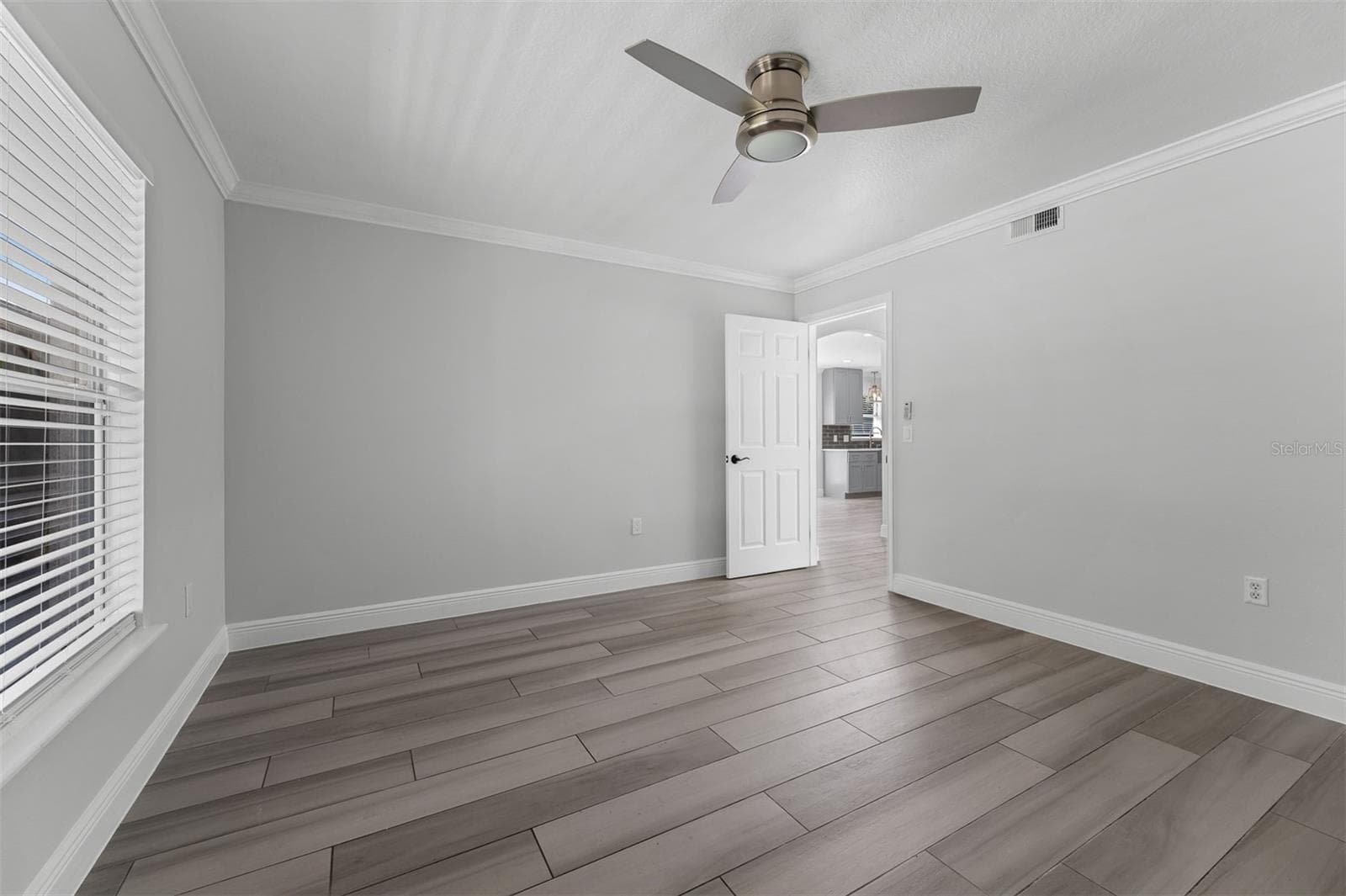 Single Family Residence at 7406 LAKE MARNI CT, MOUNT DORA, photo 18 of 53