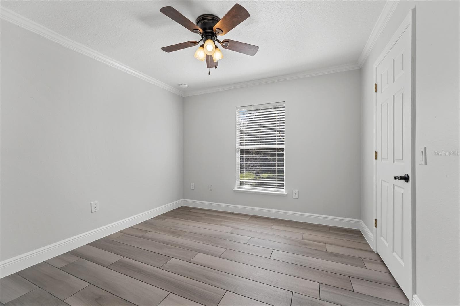 Single Family Residence at 7406 LAKE MARNI CT, MOUNT DORA, photo 33 of 53