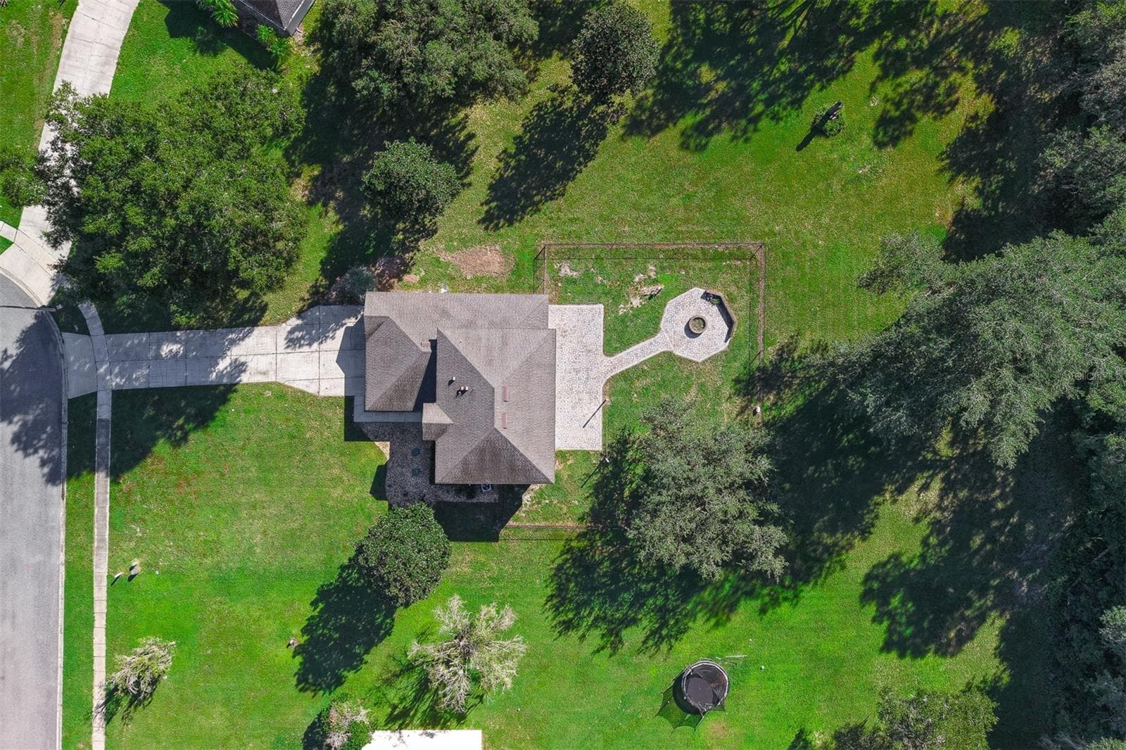 Single Family Residence at 7406 LAKE MARNI CT, MOUNT DORA, photo 48 of 53