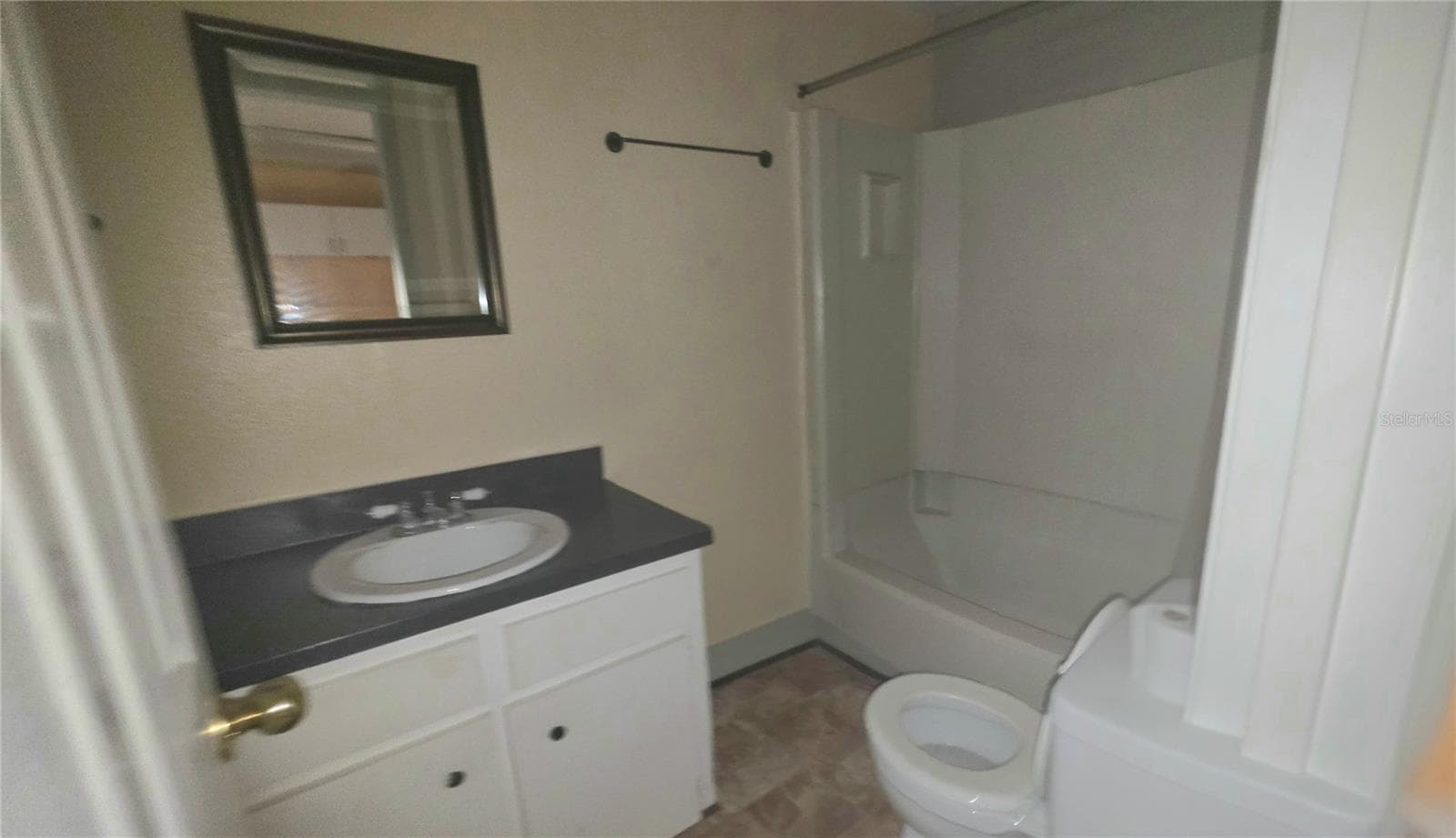Cottage bathroom 1 - 920 LAKE COVE TRL, LAKELAND