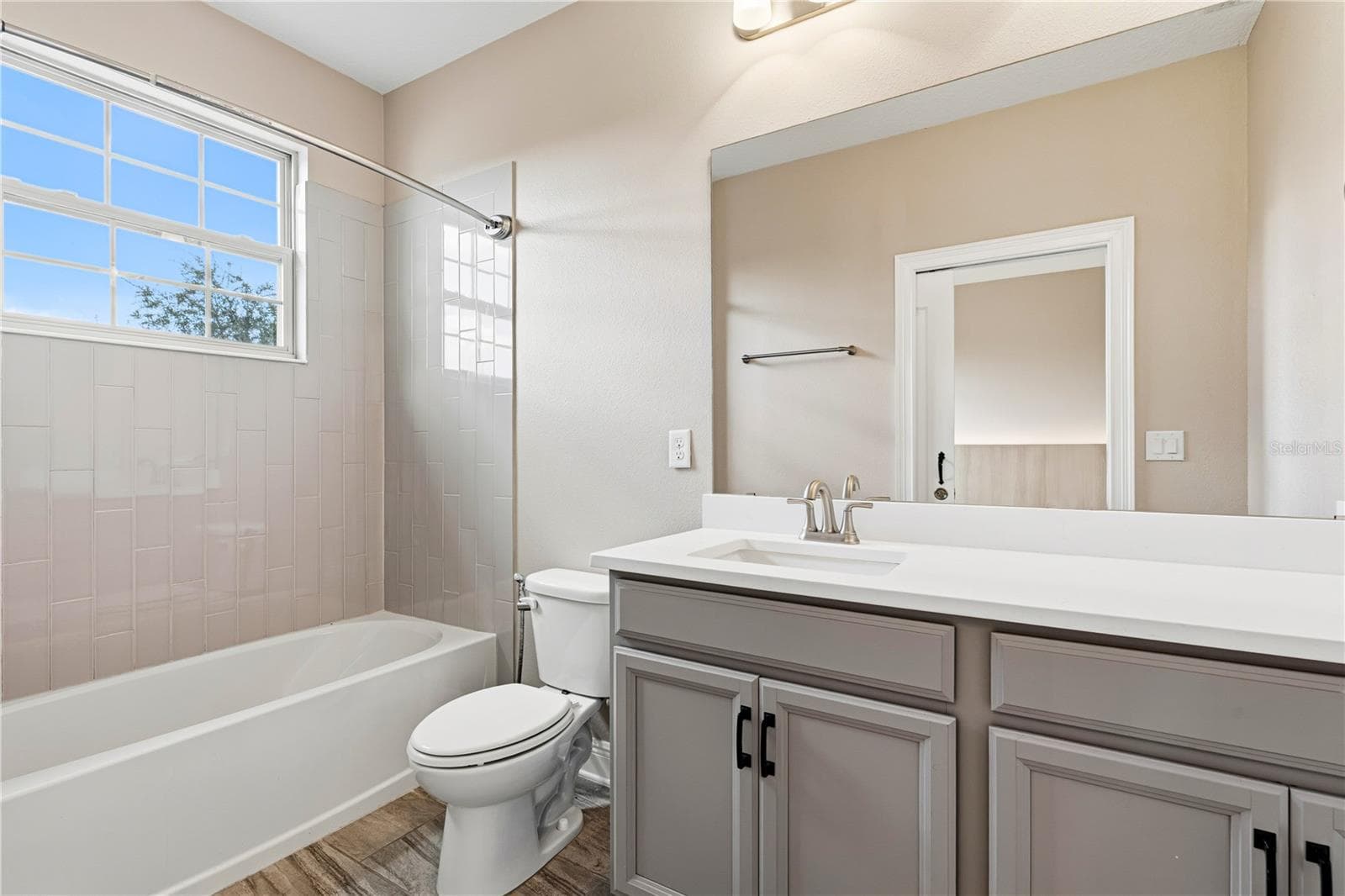 Single Family Residence at 10431 SIDDINGTON DR, ORLANDO, photo 15 of 29
