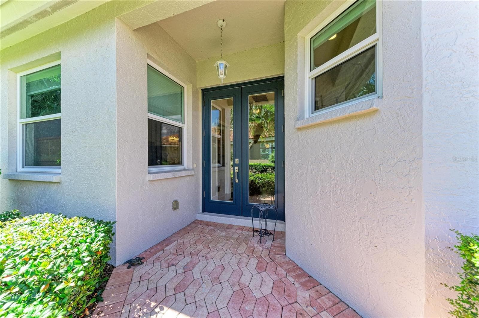 Single Family Residence at 8352 CANARY PALM CT, SARASOTA, photo 7 of 74
