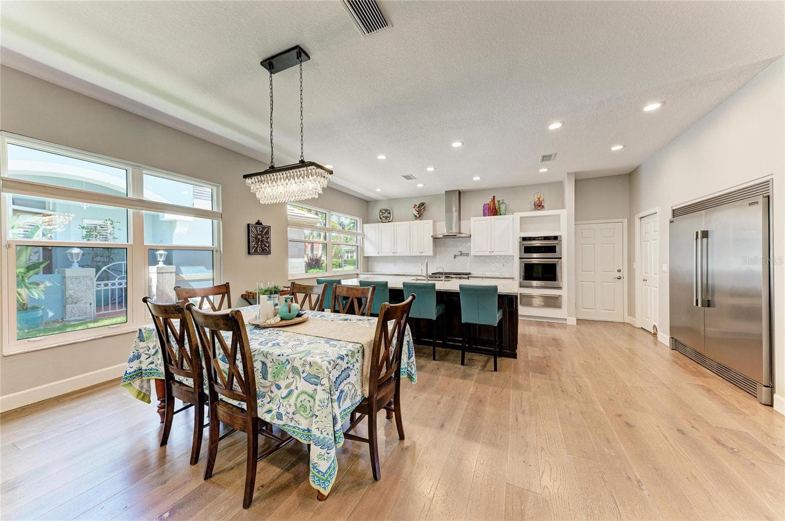 Single Family Residence at 8352 CANARY PALM CT, SARASOTA, photo 20 of 74