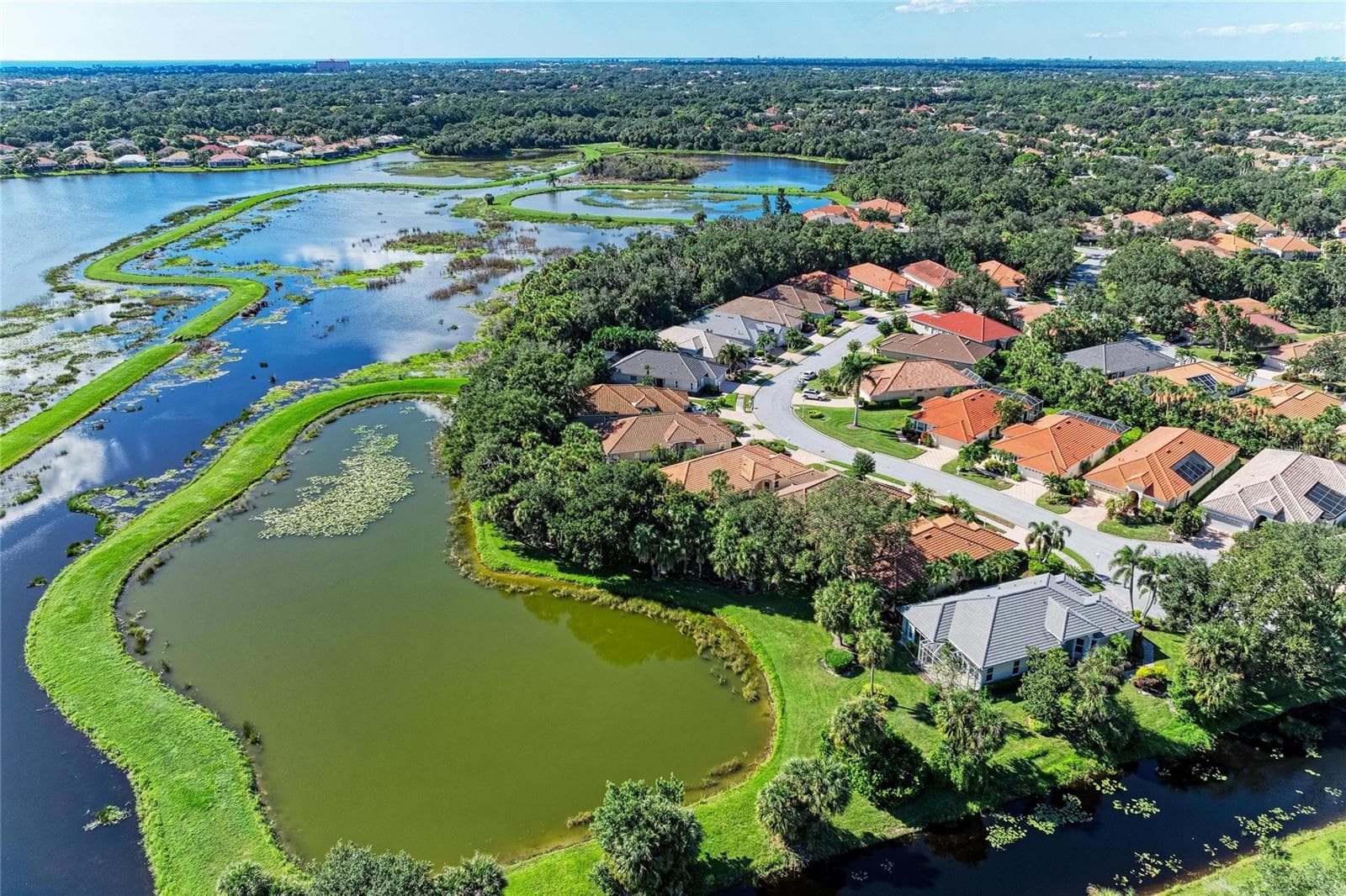 Single Family Residence at 8352 CANARY PALM CT, SARASOTA, photo 61 of 74